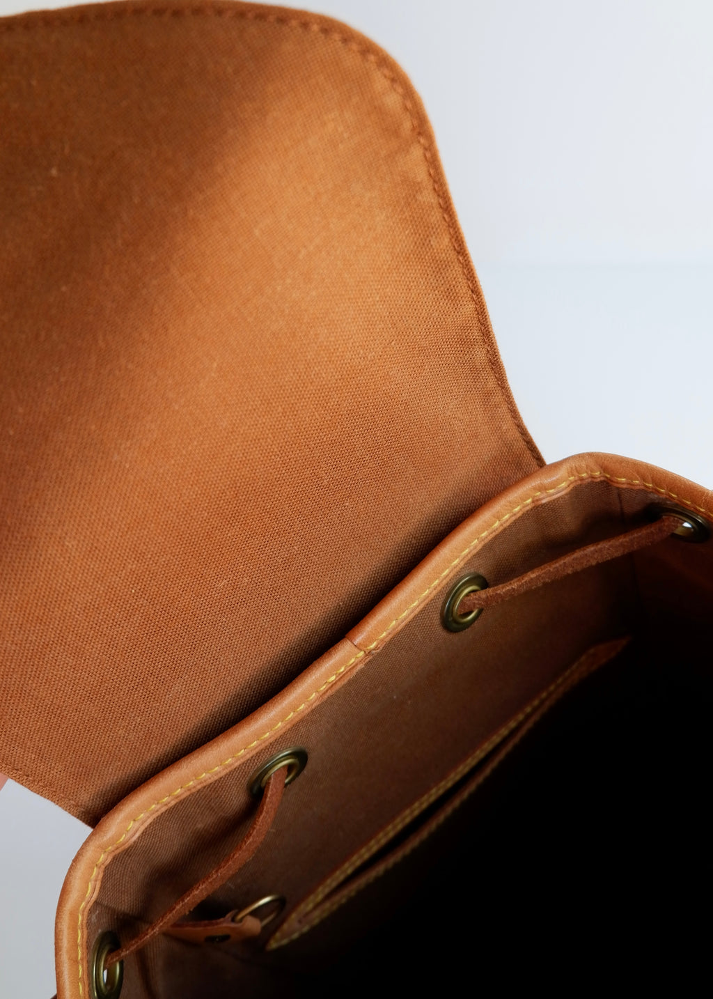 Preowned Vintage Louis Vuitton Monogram Montsouris MM Backpack