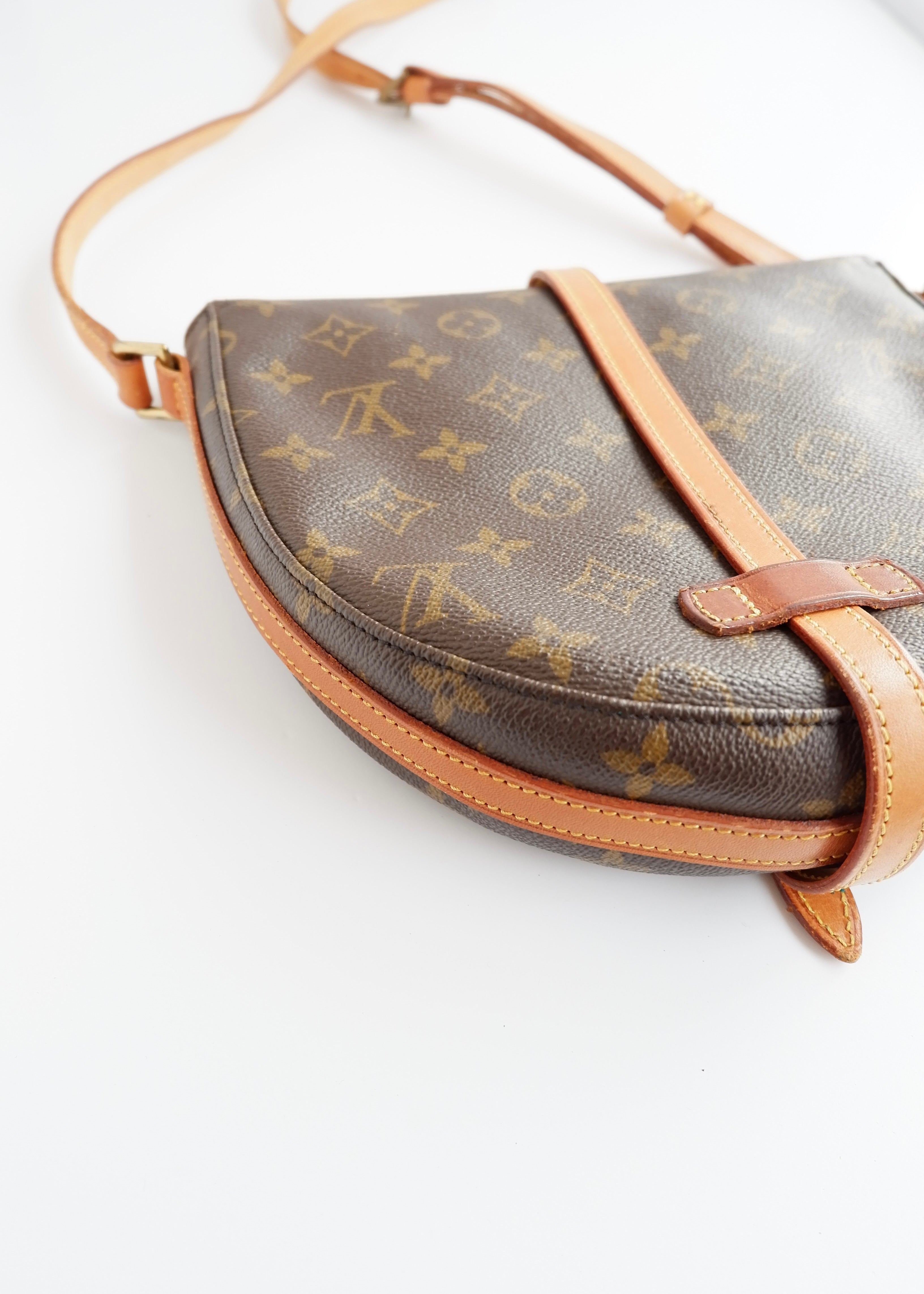 Authentique sac bandoulière Louis Vuitton Monogram Chanty d'occasion