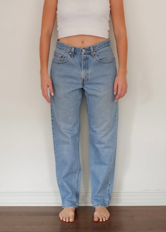 Levis Vintage 550 Medium Light Wash Jeans - 30