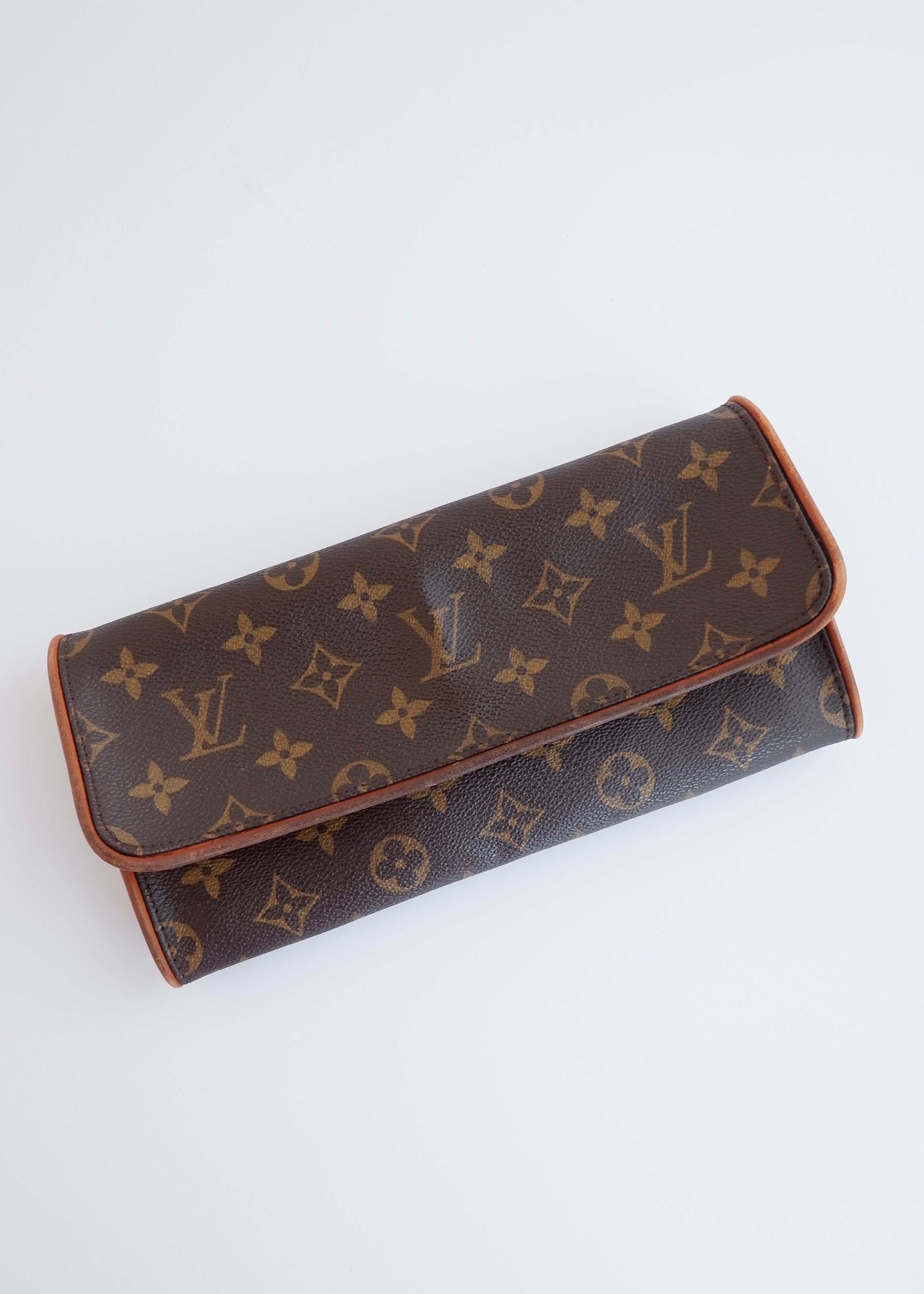 Authentique Louis Vuitton Monogram Pochette Twin GM d'occasion