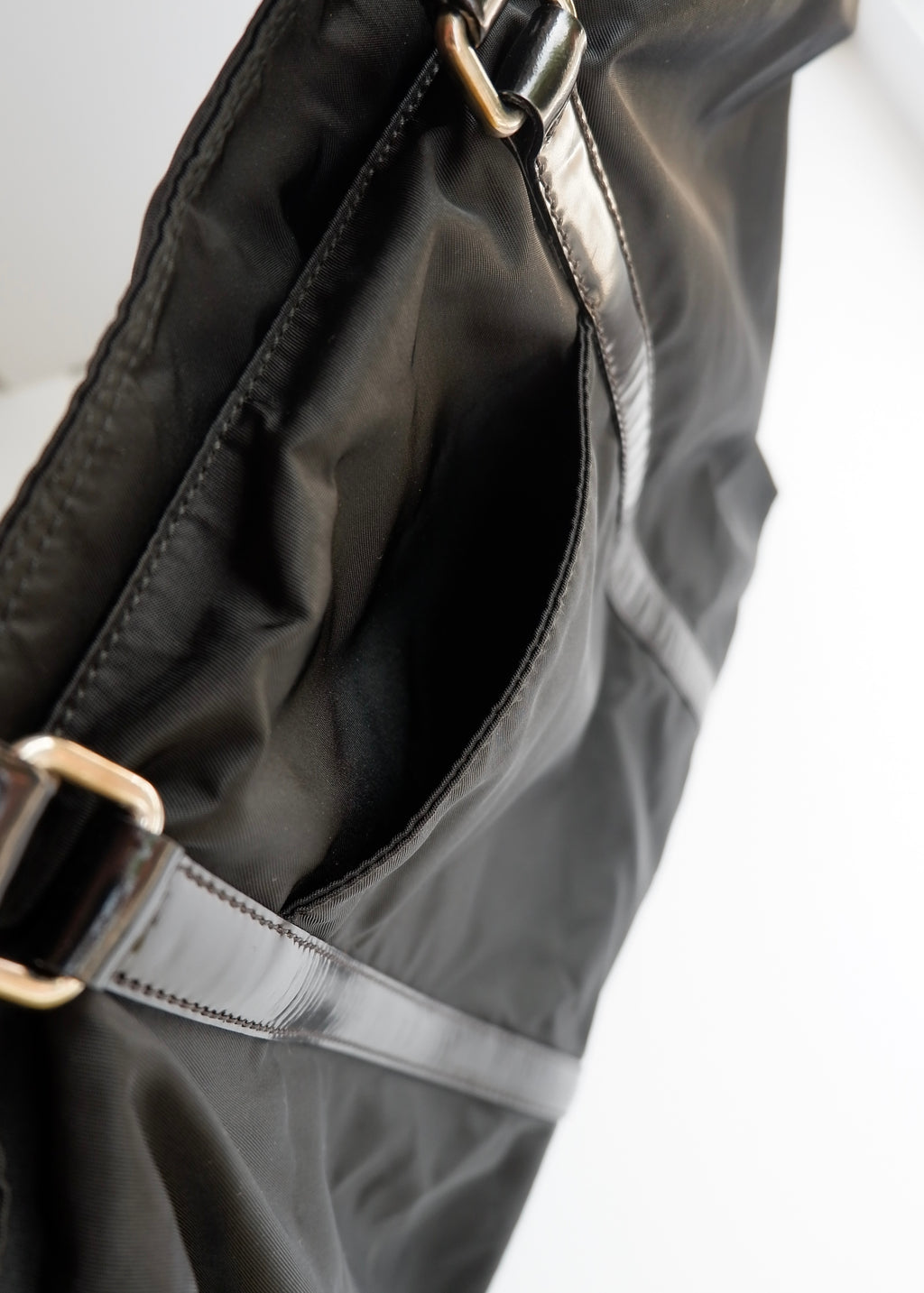 Preowned Prada Black Nylon/Leather Two Way Messenger Tote