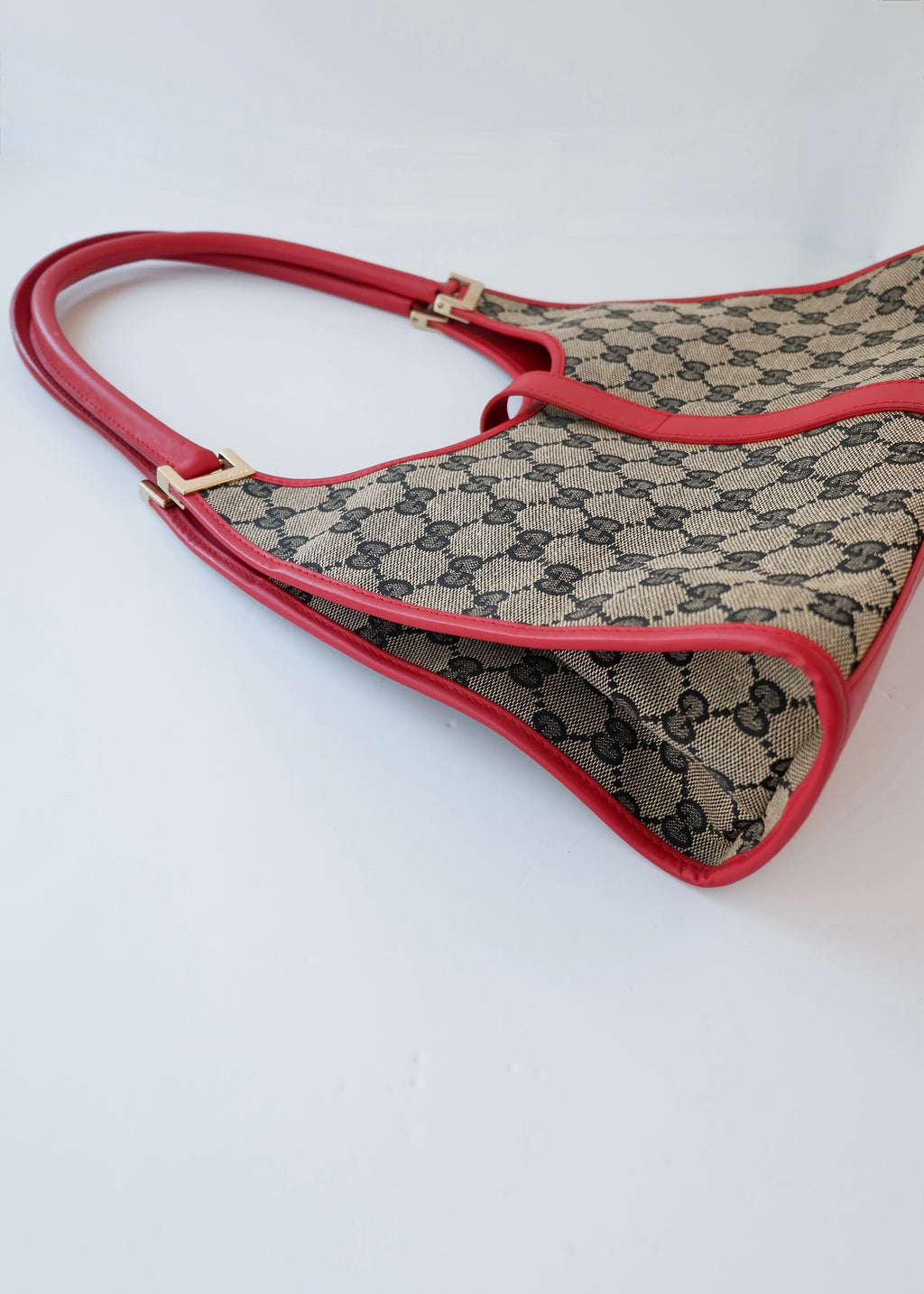 Preowned Gucci Red GG Canvas Jackie Piston Closure Shoulder Bag