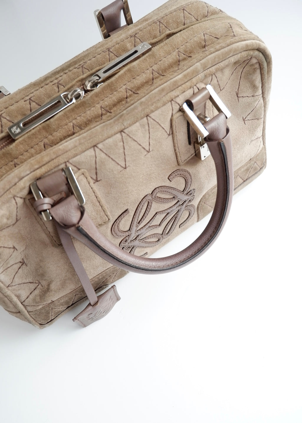 Sac à main Loewe Amazona en daim gris authentique d'occasion