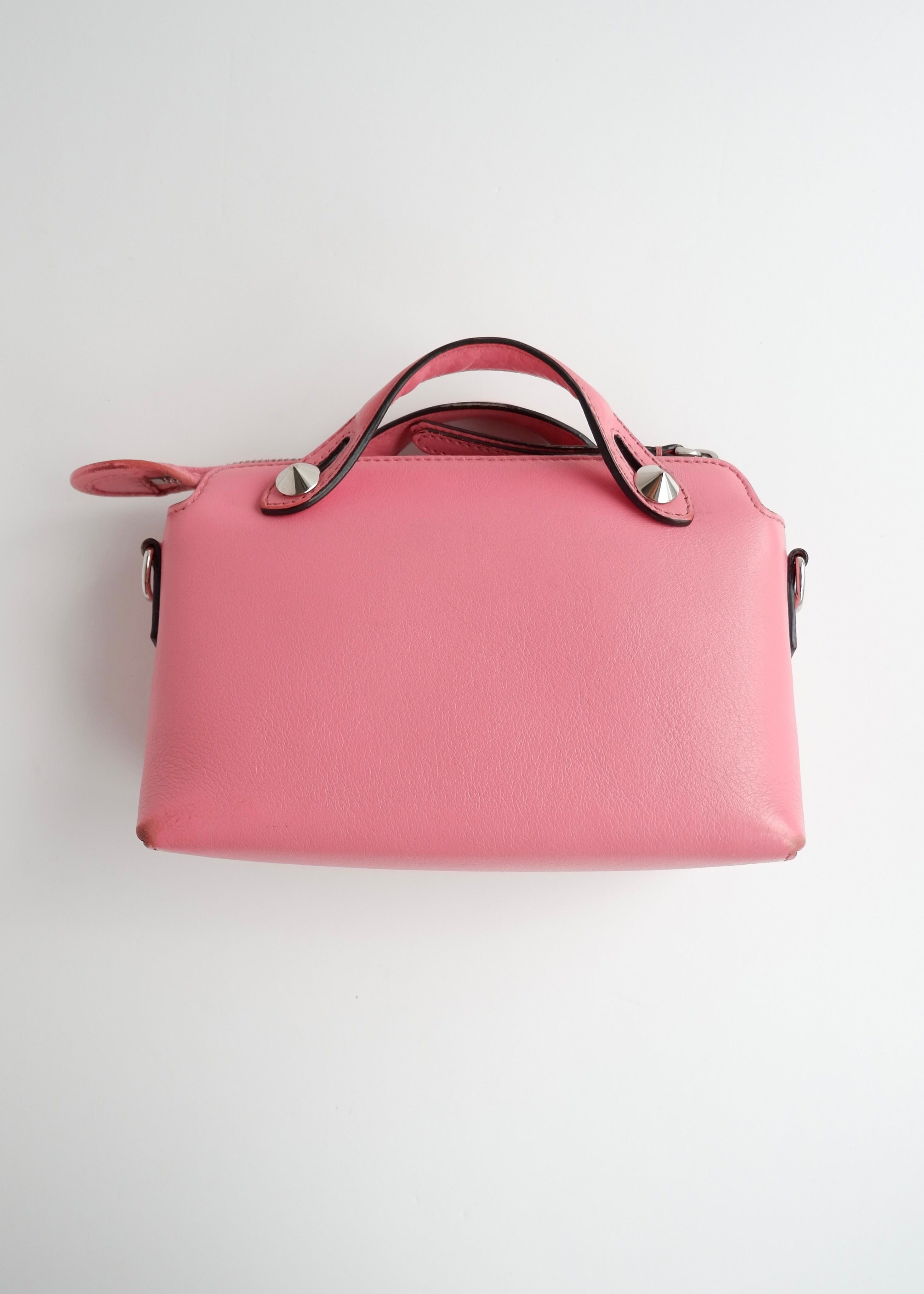 Authentique sac Fendi Mini By The Way en cuir rose d'occasion