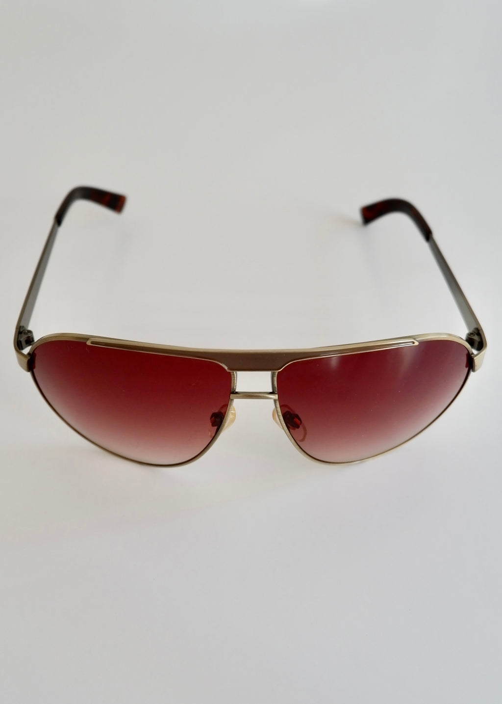 Authentiques lunettes de soleil aviateur Calvin Klein d'occasion