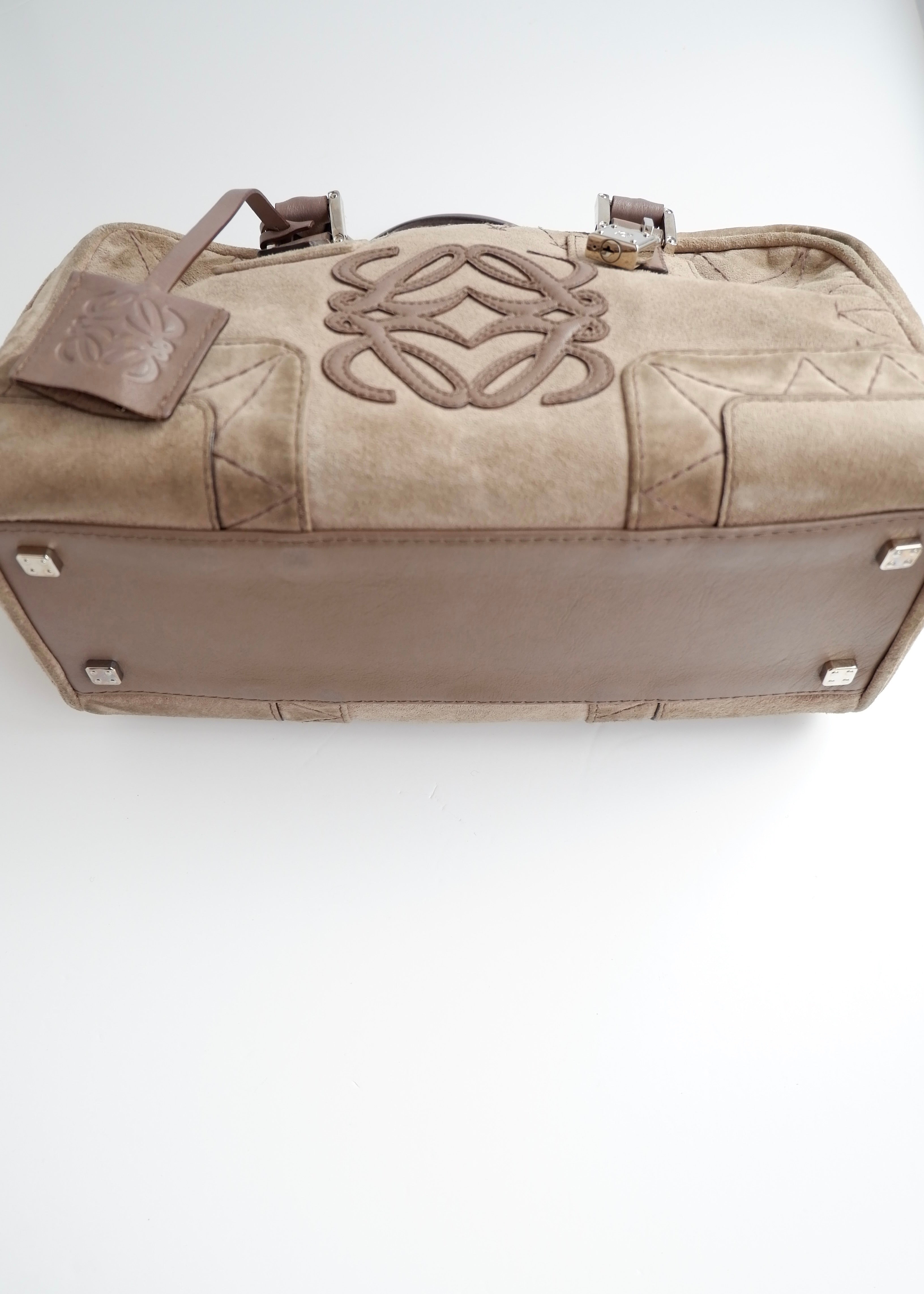 Sac à main Loewe Amazona en daim gris authentique d'occasion