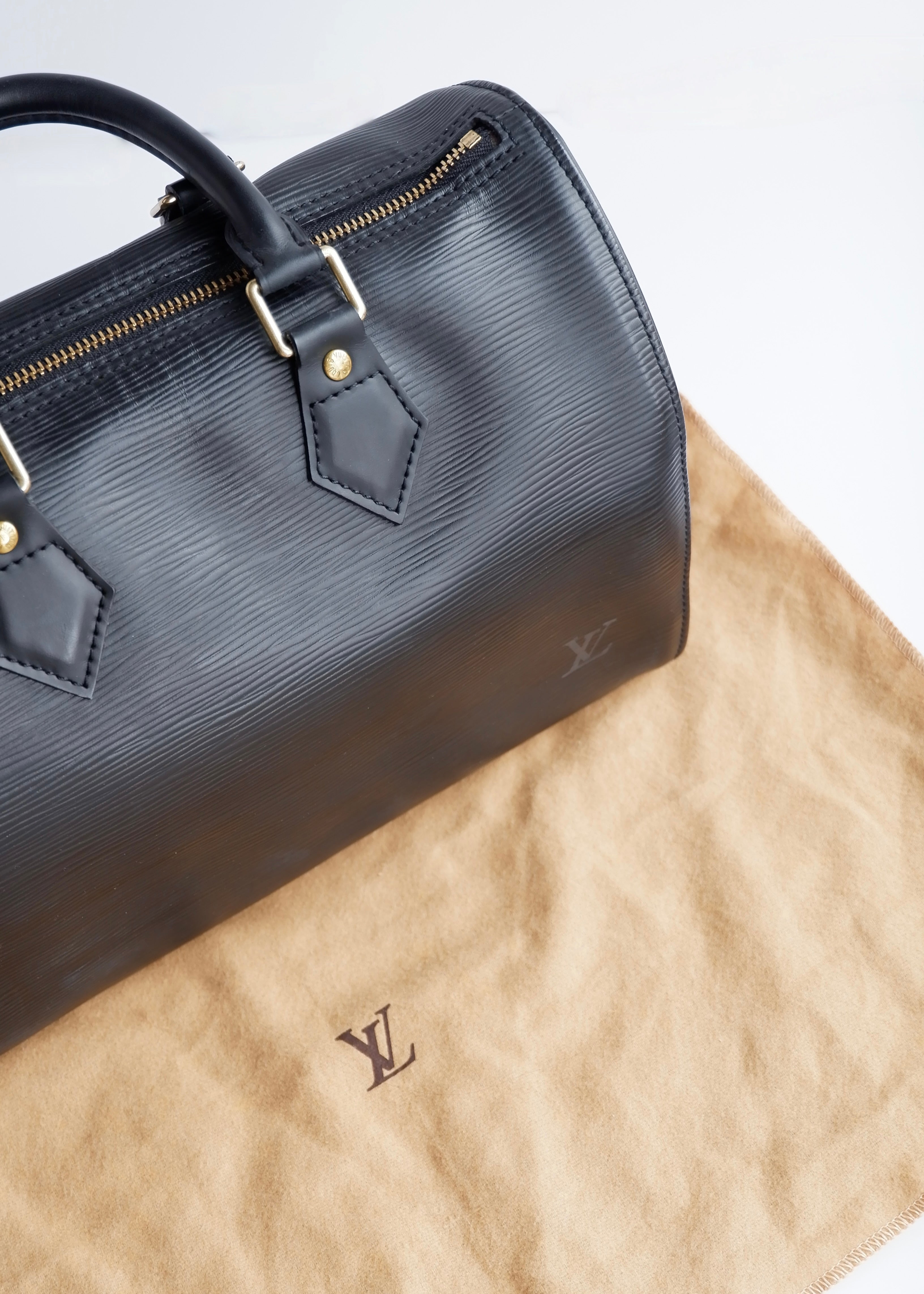 Authentic Preowned Louis Vuitton Black Epi Speedy 25