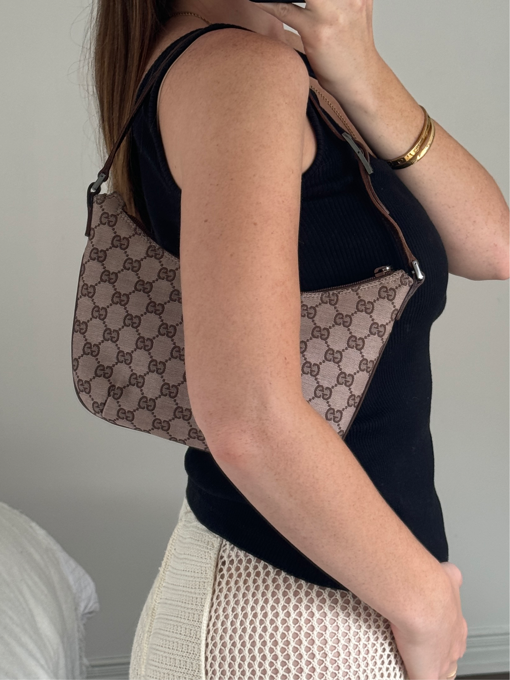Authentique Sac à Main d'Épaule Pochette Gucci Marron en Toile GG d'Occasion