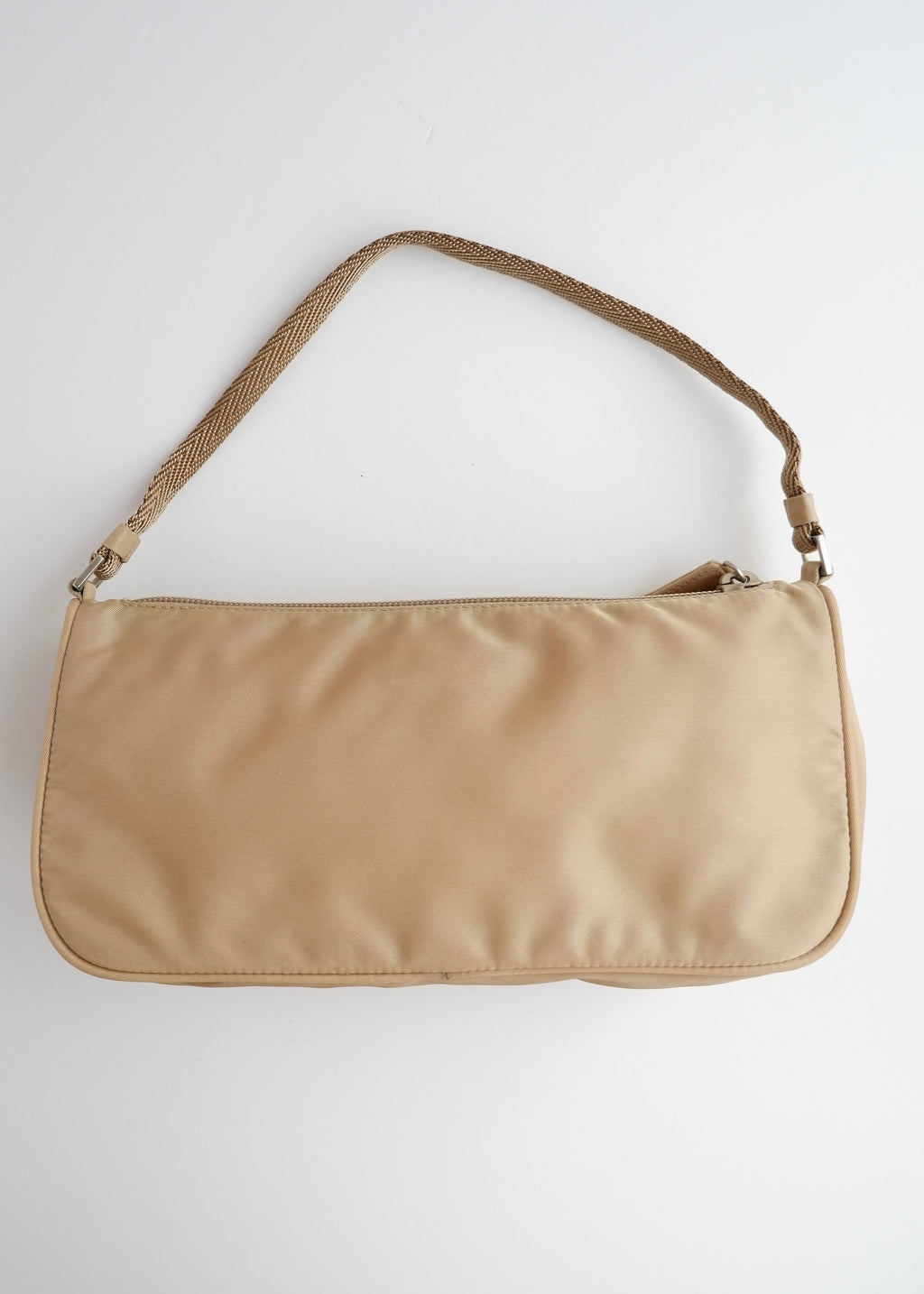 Authentique sac bandoulière Prada en nylon beige d'occasion