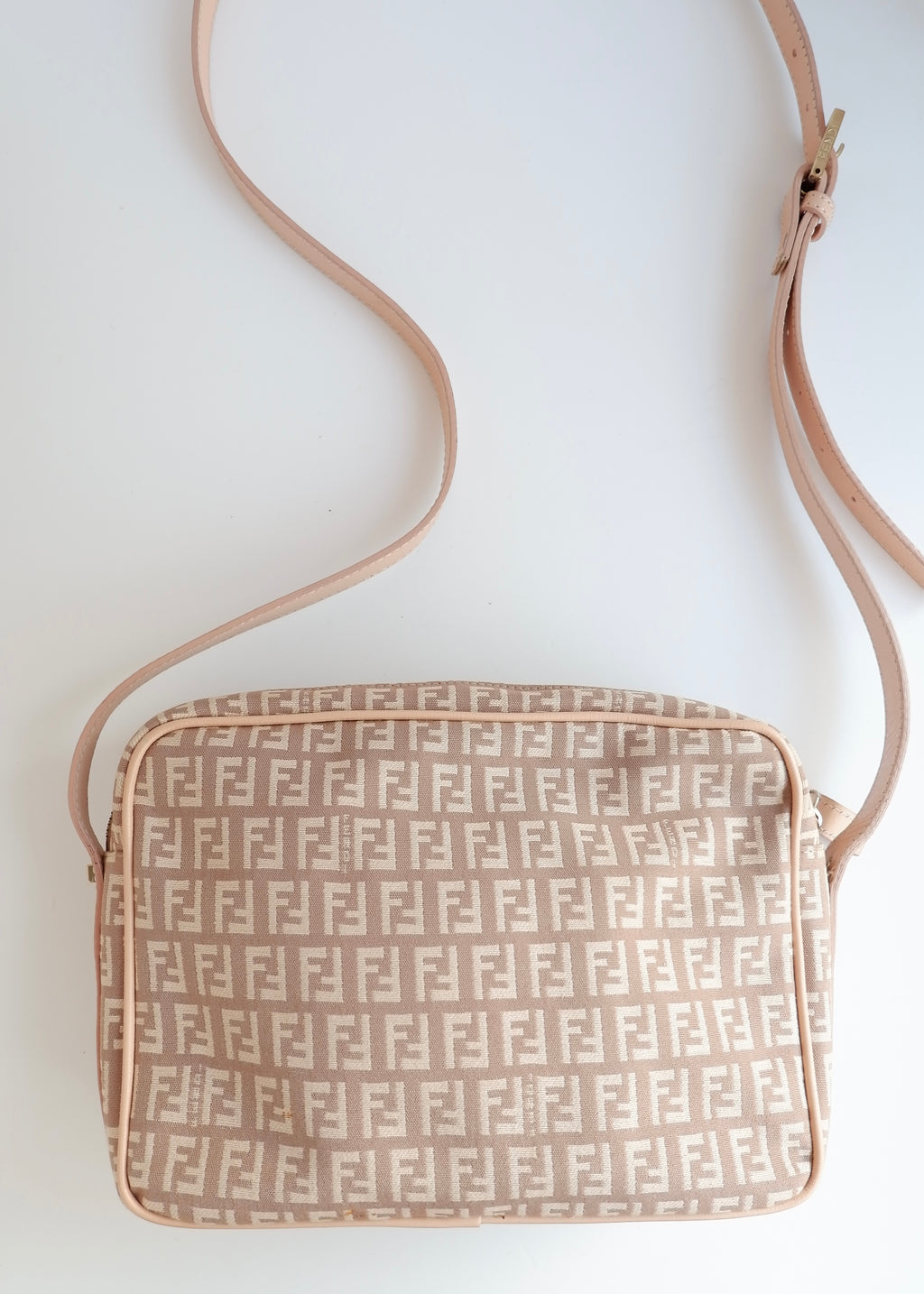 Authentique Sac Bandoulière Fendi Zucchino Rose Toile/Cuir d'occasion