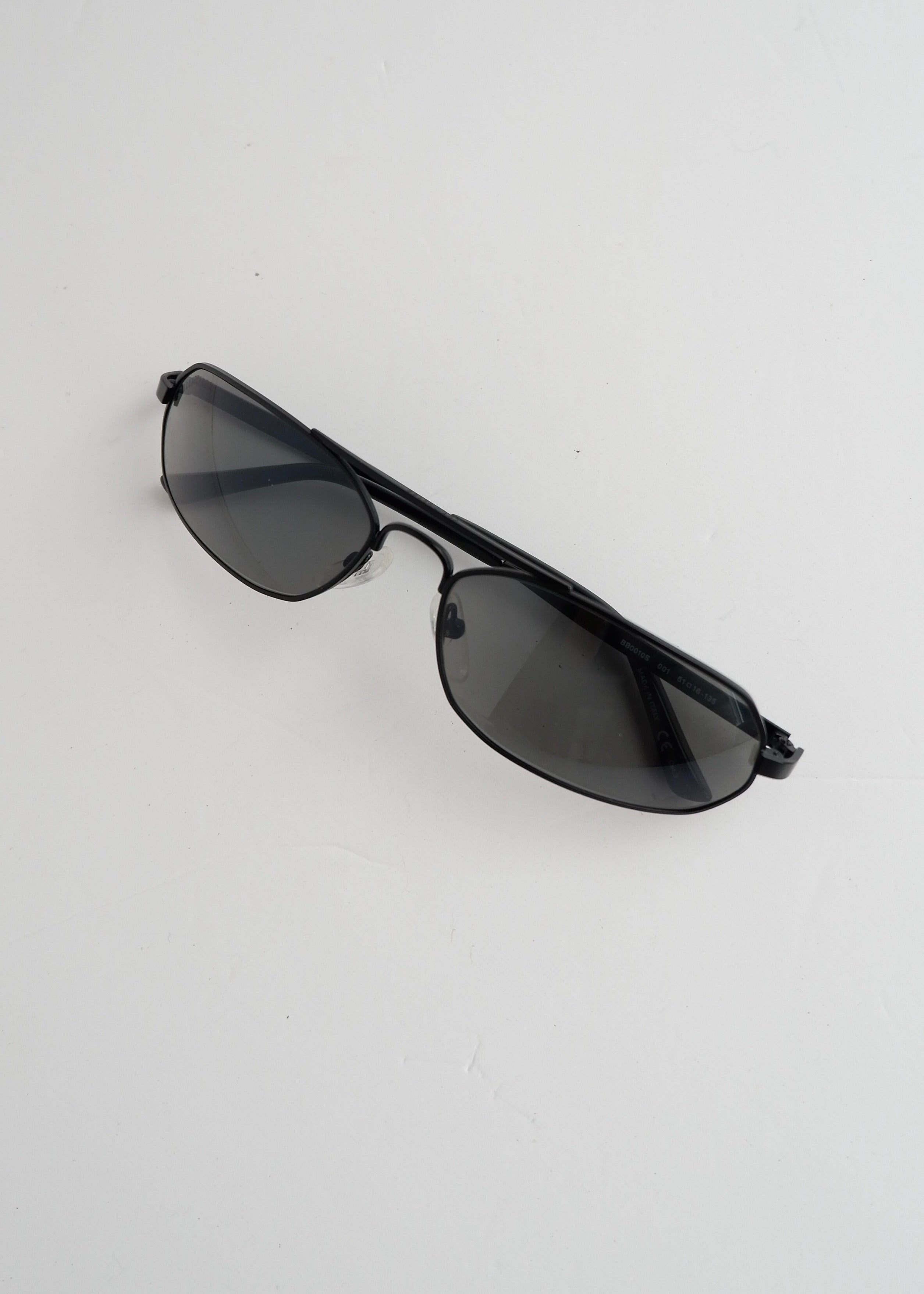 Authentiques Lunettes de soleil Balenciaga Small Frame noires d'occasion