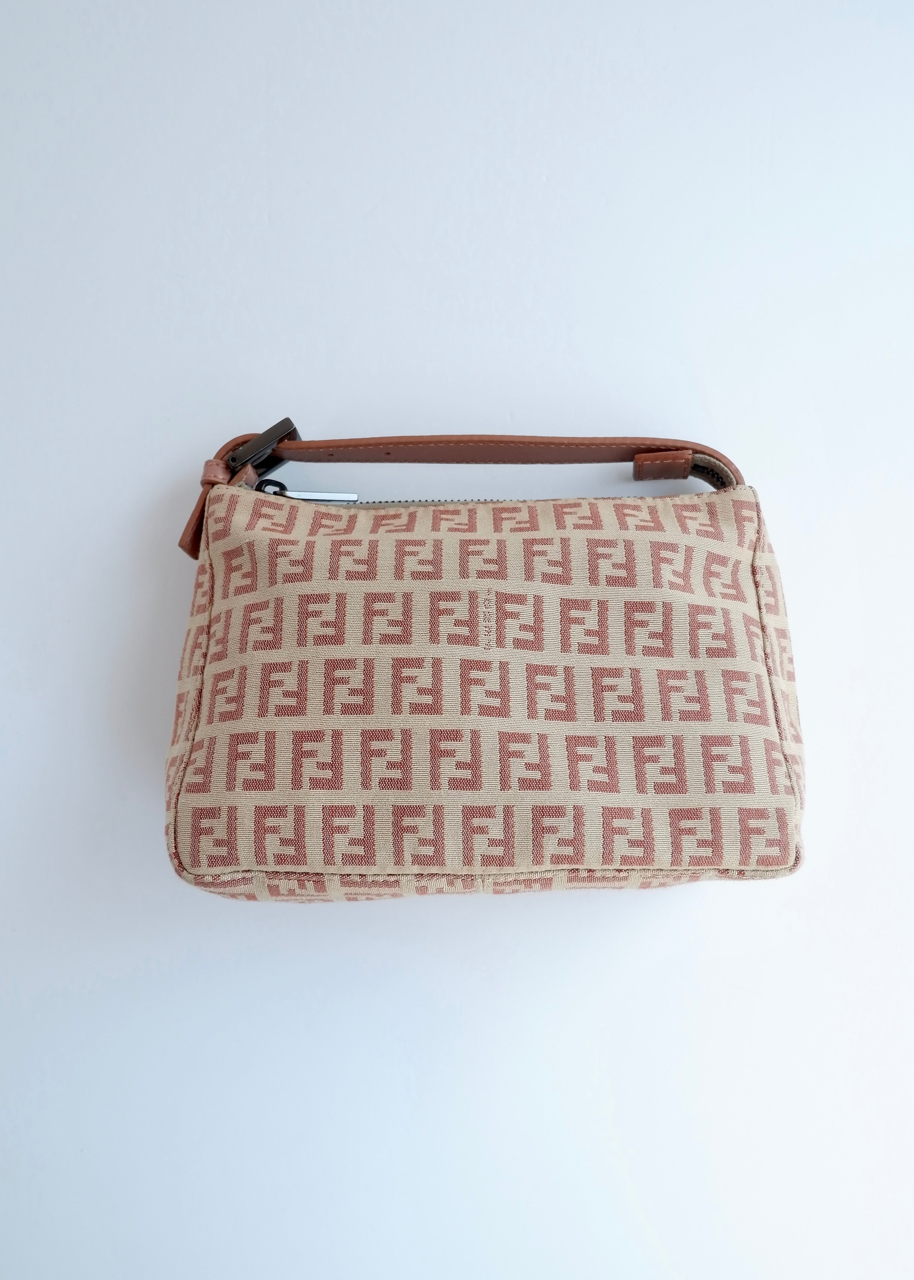 Pochette Fendi Zucchino rose poudré authentique d'occasion