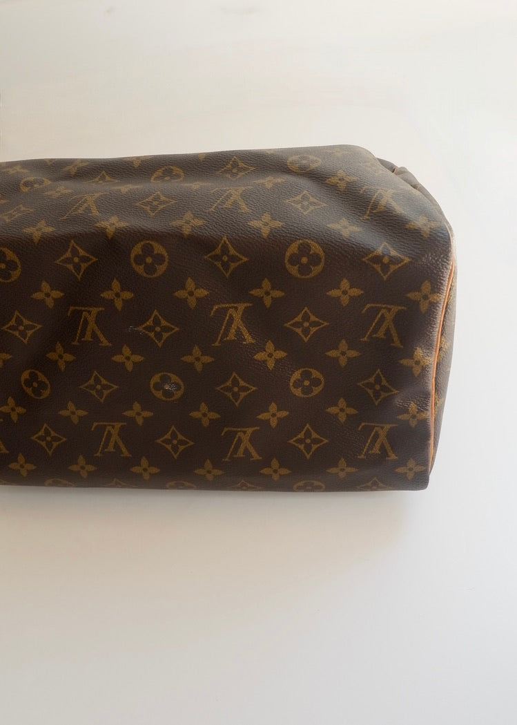 Preowned Louis Vuitton Monogram Speedy 30 Handbag