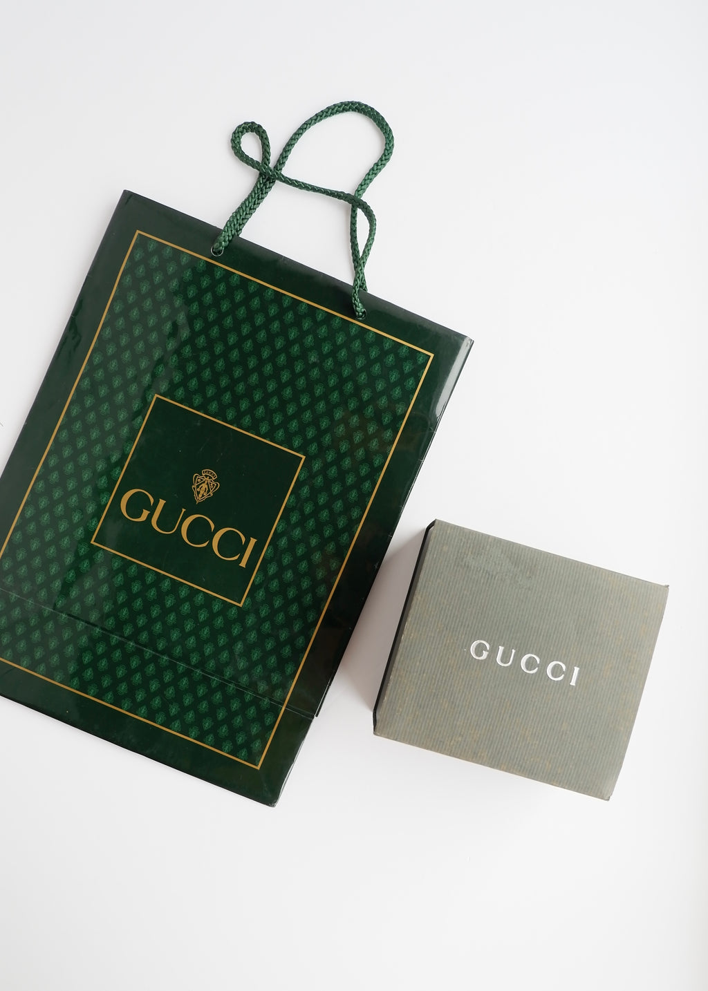 Montre Gucci authentique d'occasion à lunette interchangeable multicolore