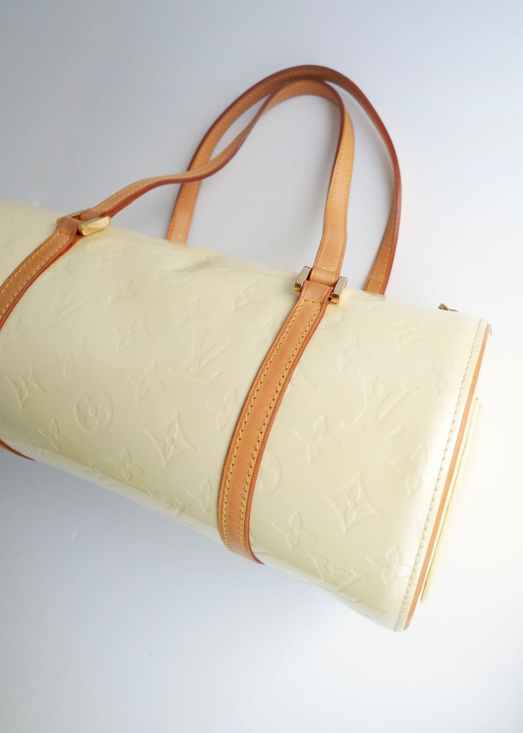 Preowned Louis Vuitton Monogram Vernis Perle Bedford Shoulder Bag