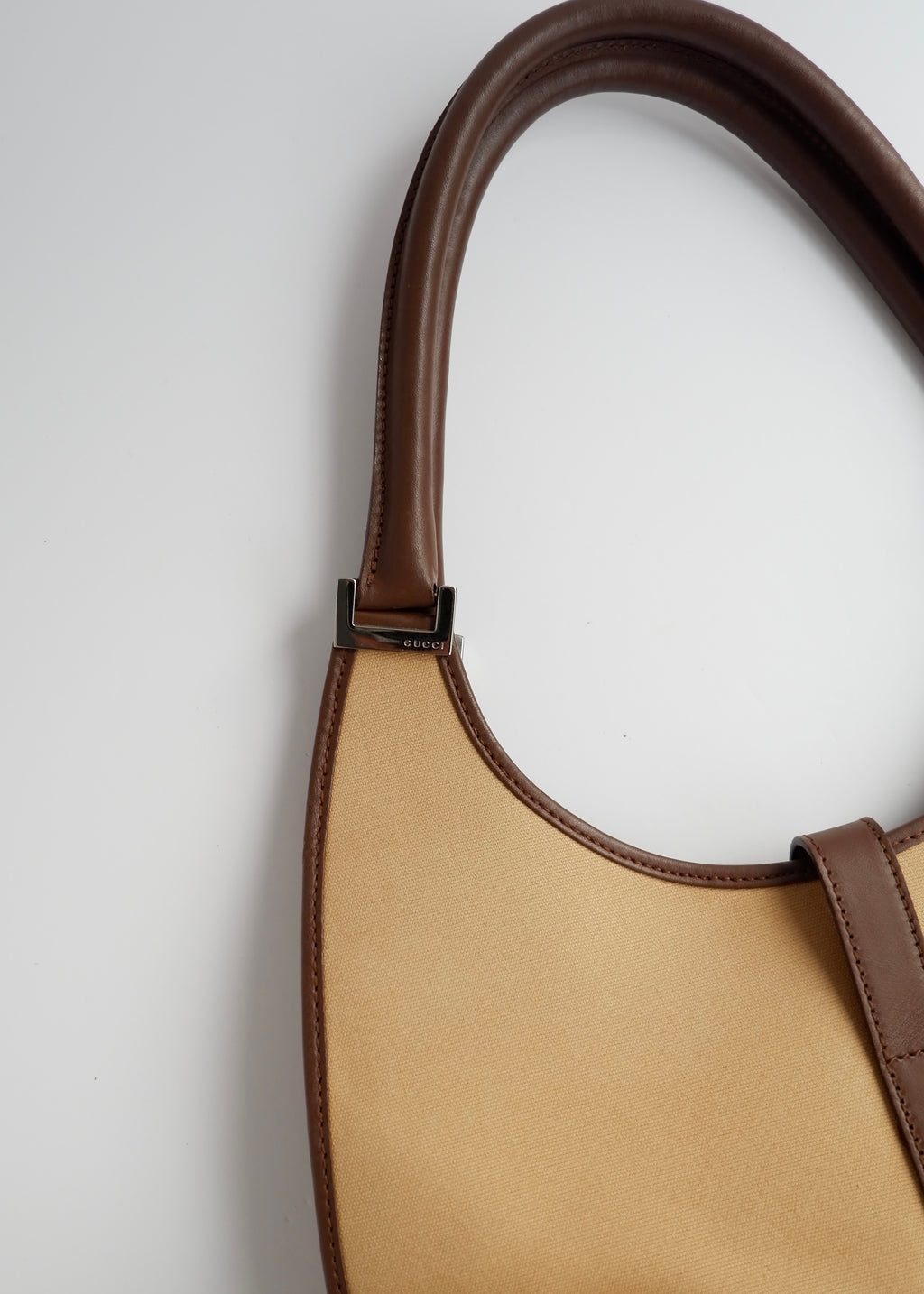 Sac Jackie Gucci authentique d'occasion en toile/cuir beige Ligne Sherry