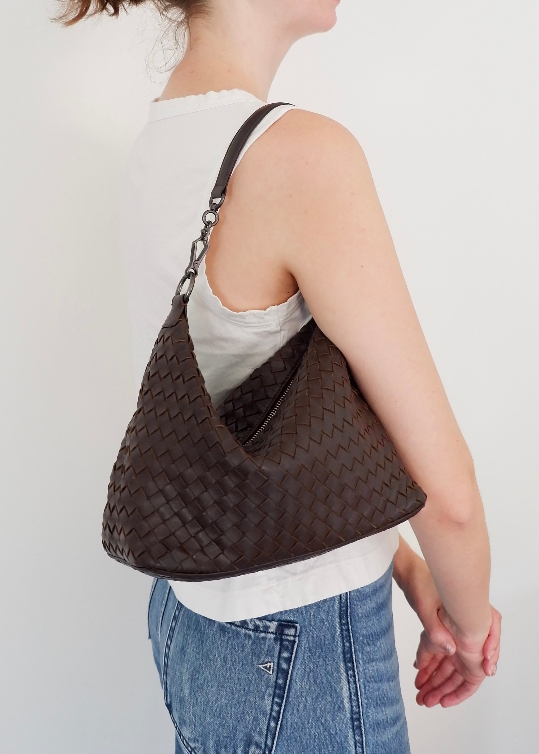 Sac porté épaule Bottega Veneta d'occasion en cuir marron authentique