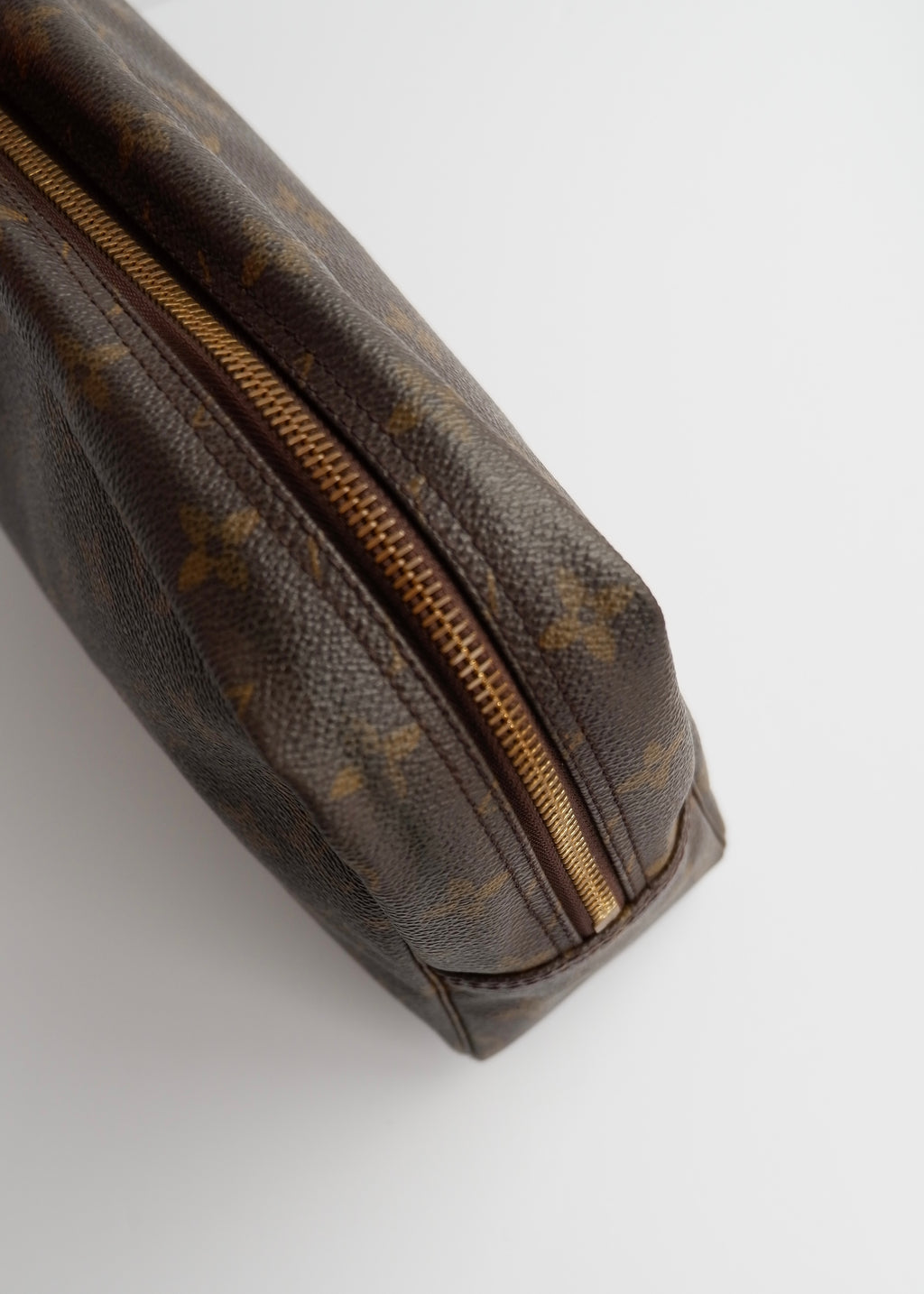 Trousse de Toilette Louis Vuitton Monogram Authentique et d'Occasion