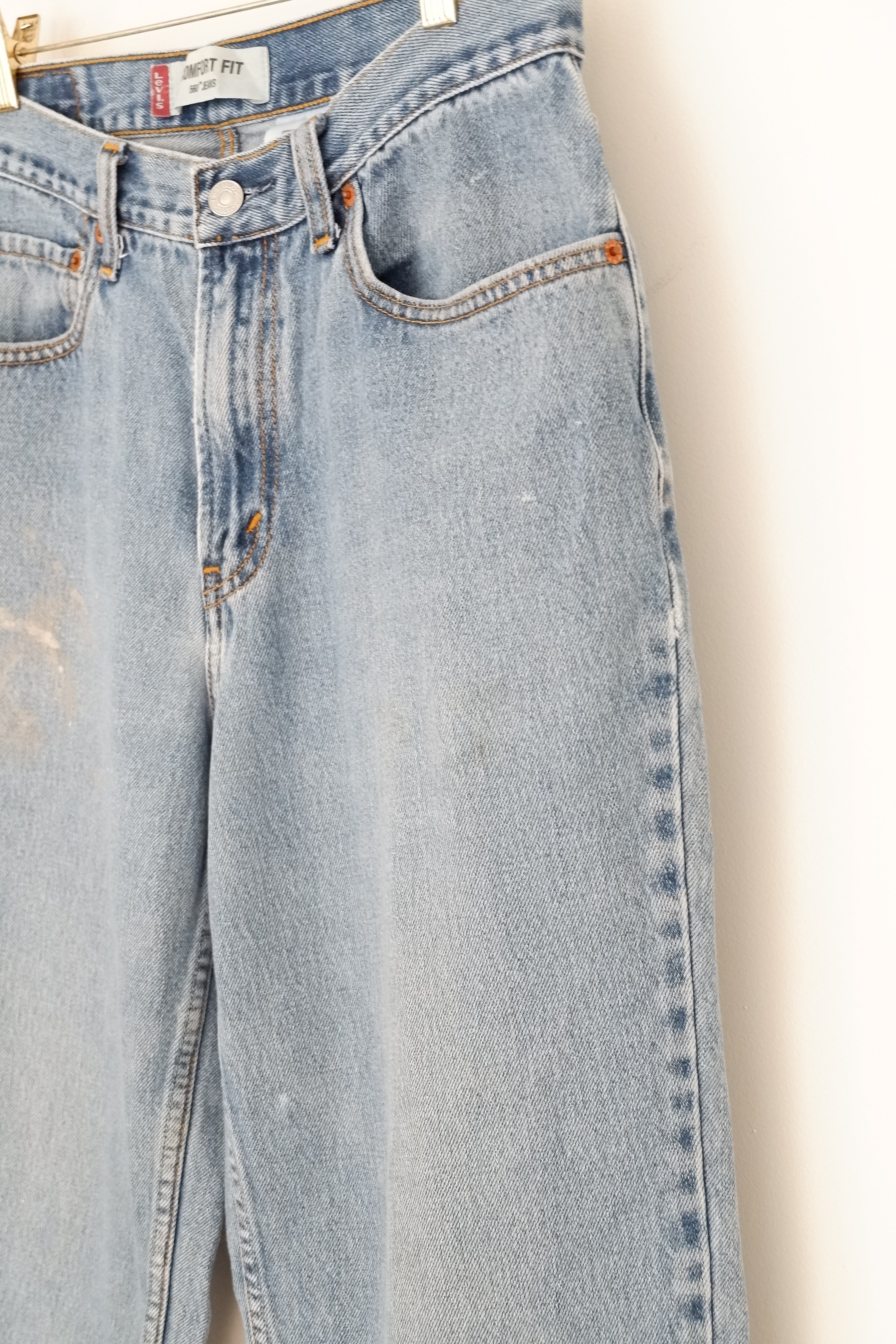 Levis 560 Medium Wash Comfort Fit Jeans - 31
