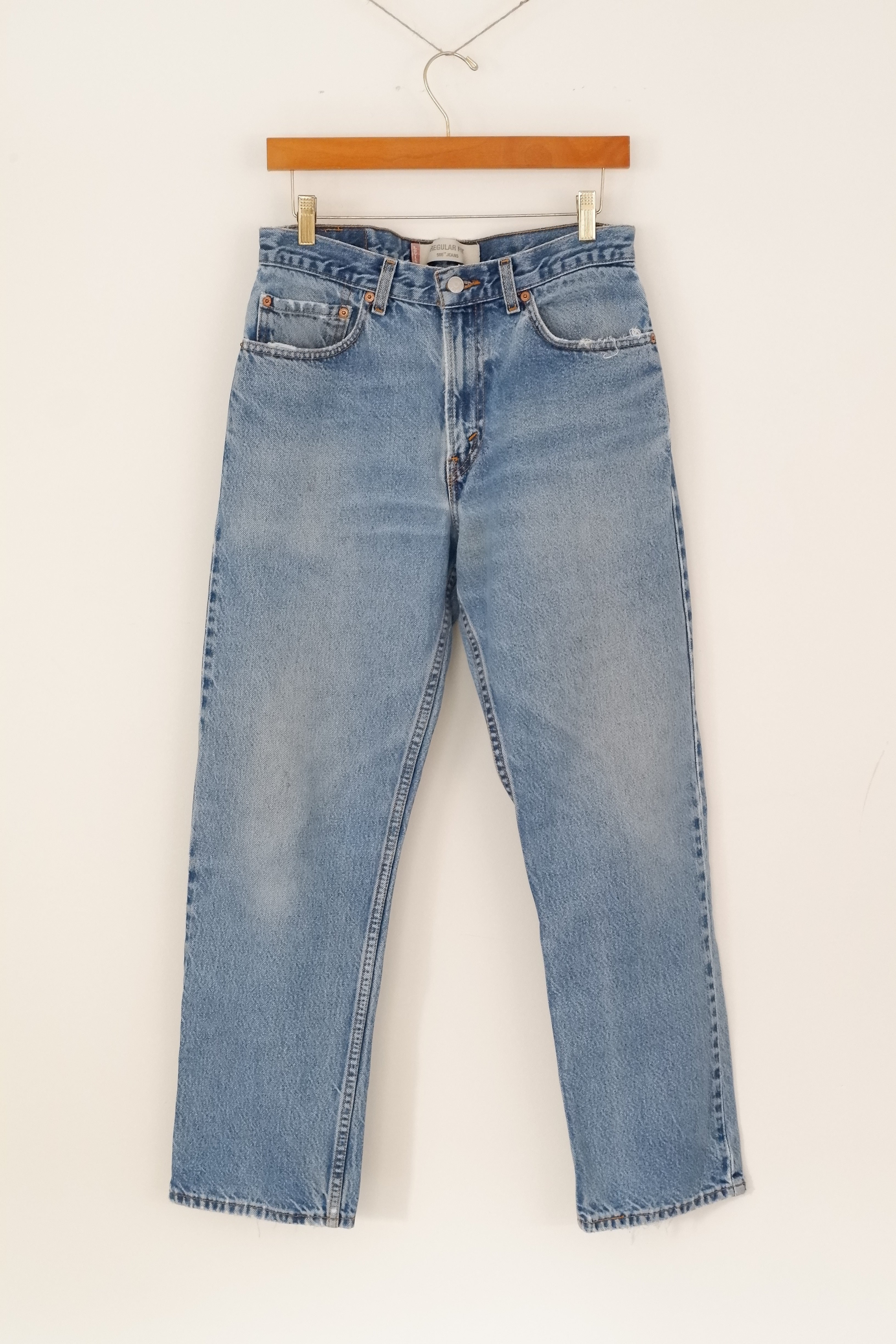 Levis 505 Medium Wash Jeans - 31