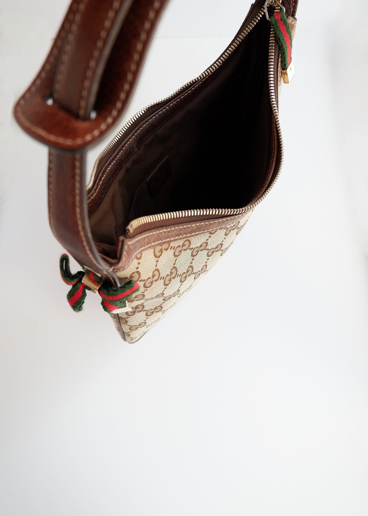 Preowned Gucci Brown GG Canvas Princy Shoulder Bag