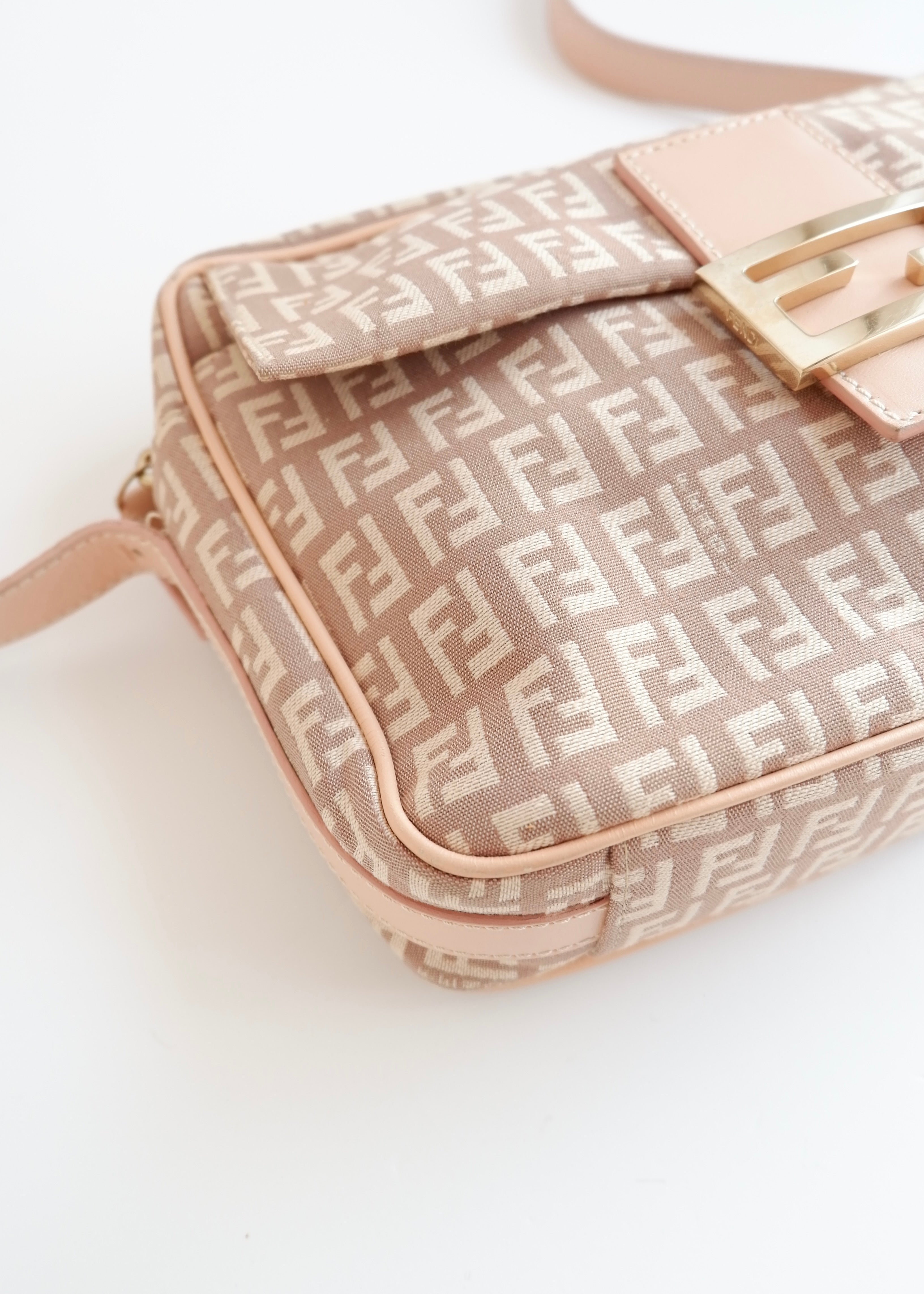 Authentique Sac Bandoulière Fendi Zucchino Rose Toile/Cuir d'occasion