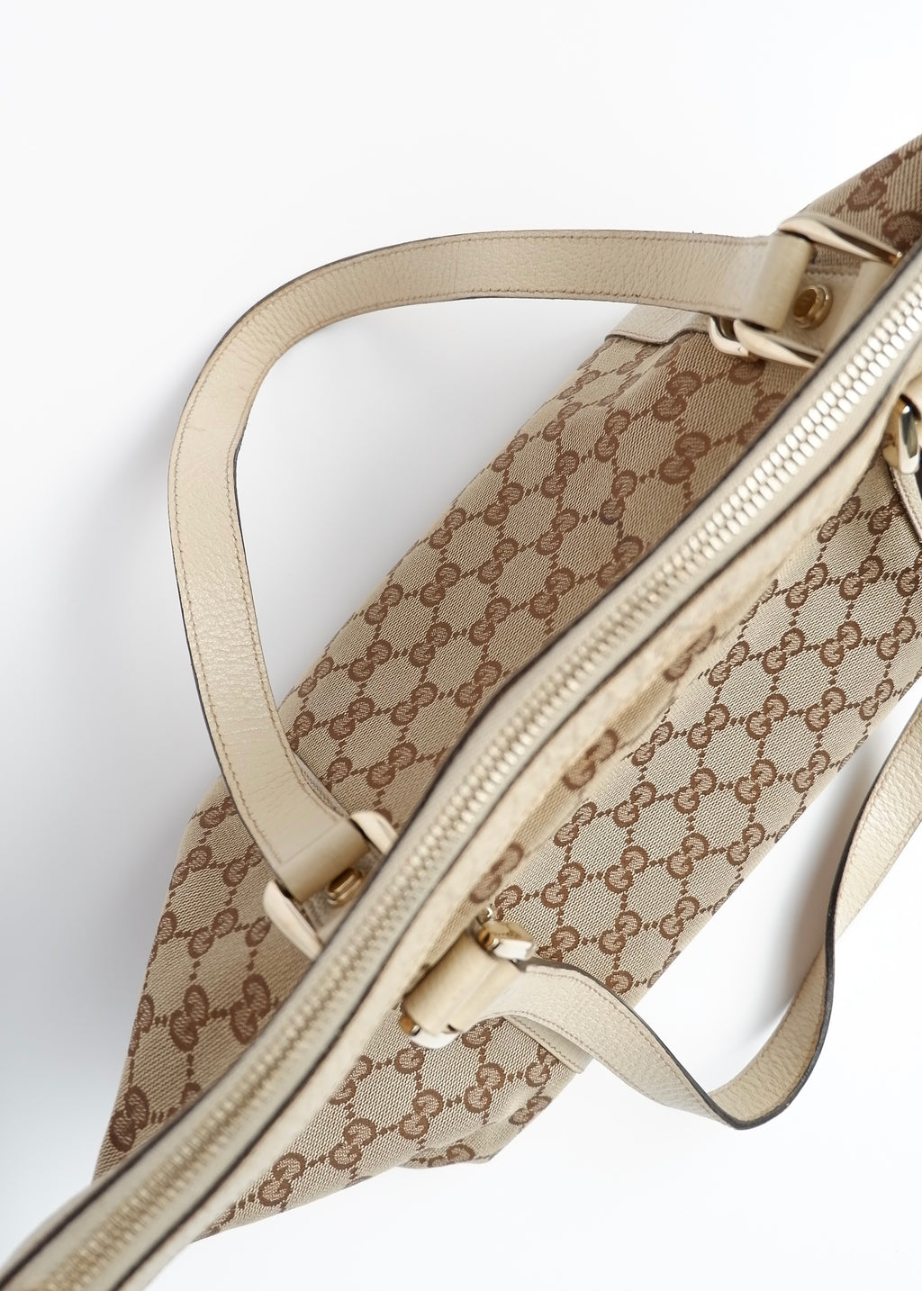 Authentic Preowned Gucci White GG Canvas Shoulder Bag