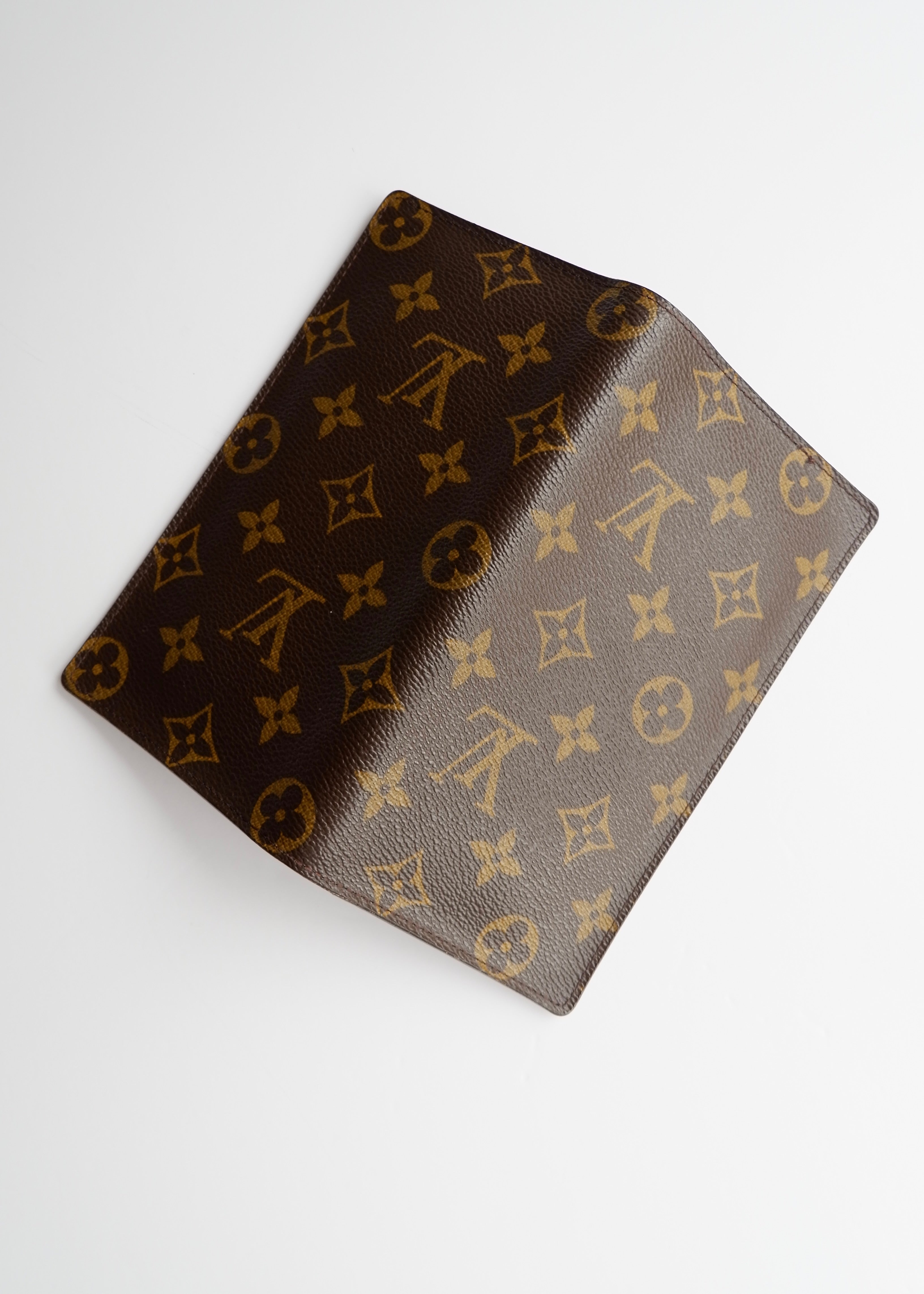 Authentique porte-billets/cartes Louis Vuitton Monogram d'occasion