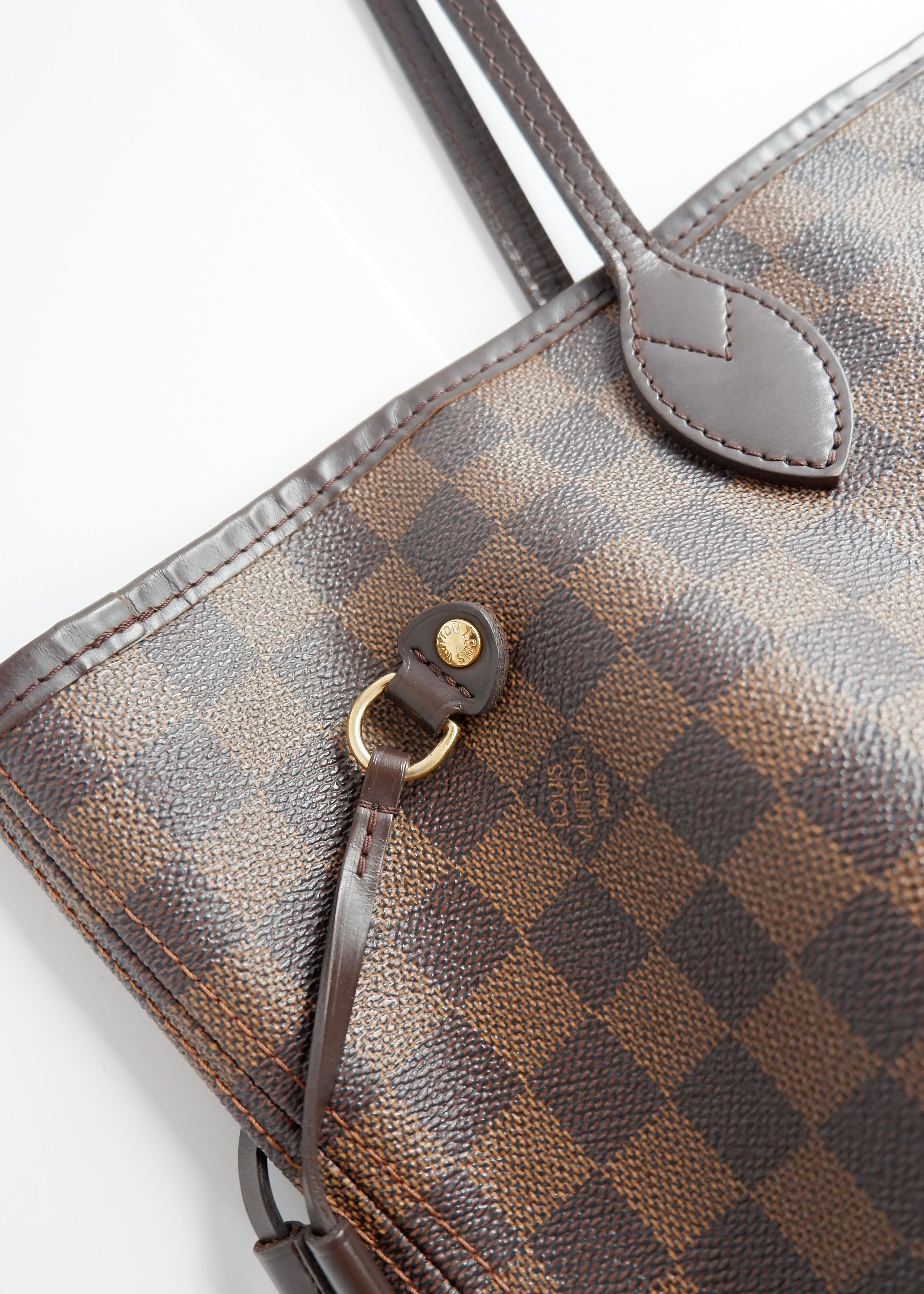 Preowned Louis Vuitton Damier Ebene Neverfull MM