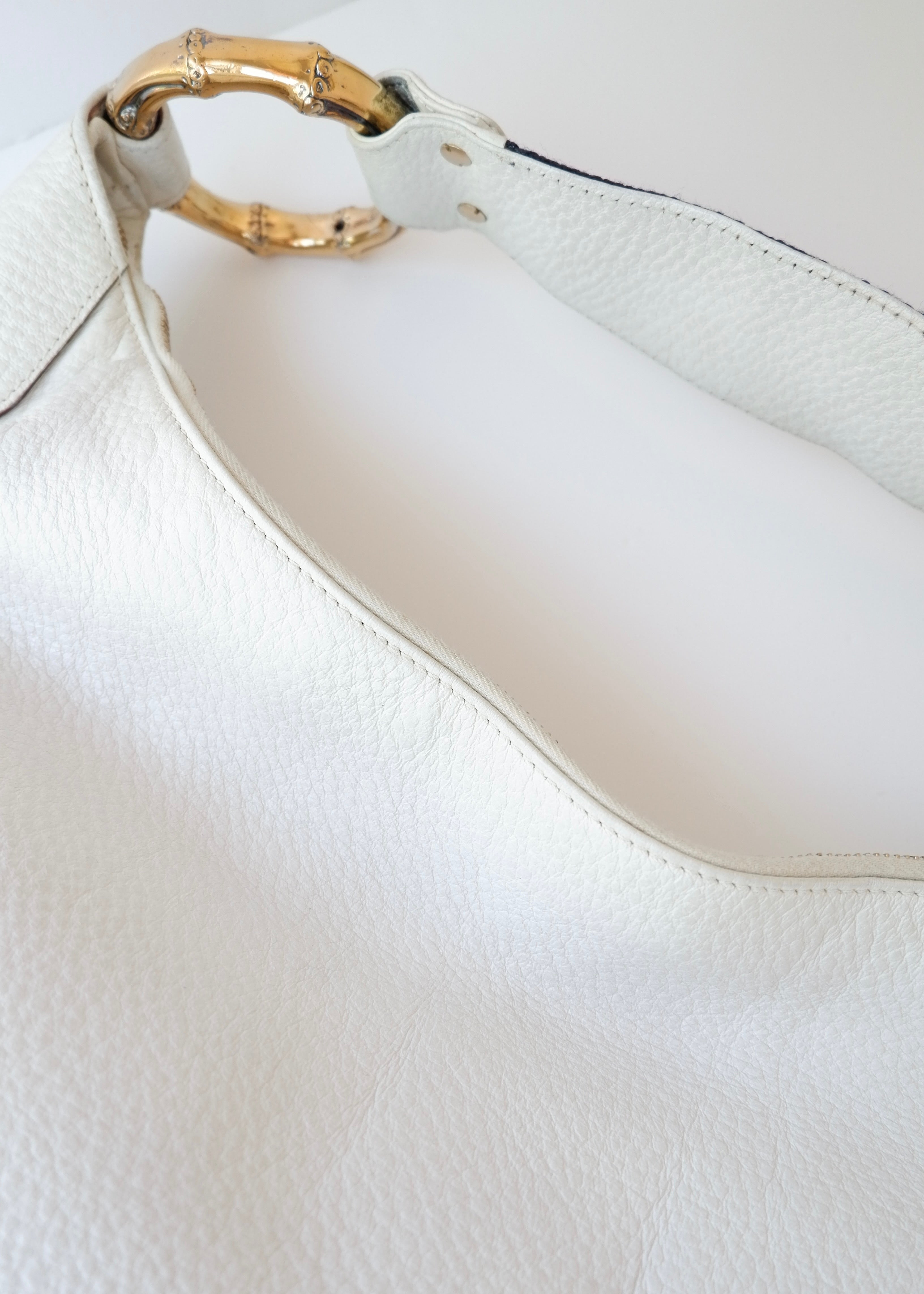 Preowned Gucci White Leather Sherry Line Hobo Shoulder Bag