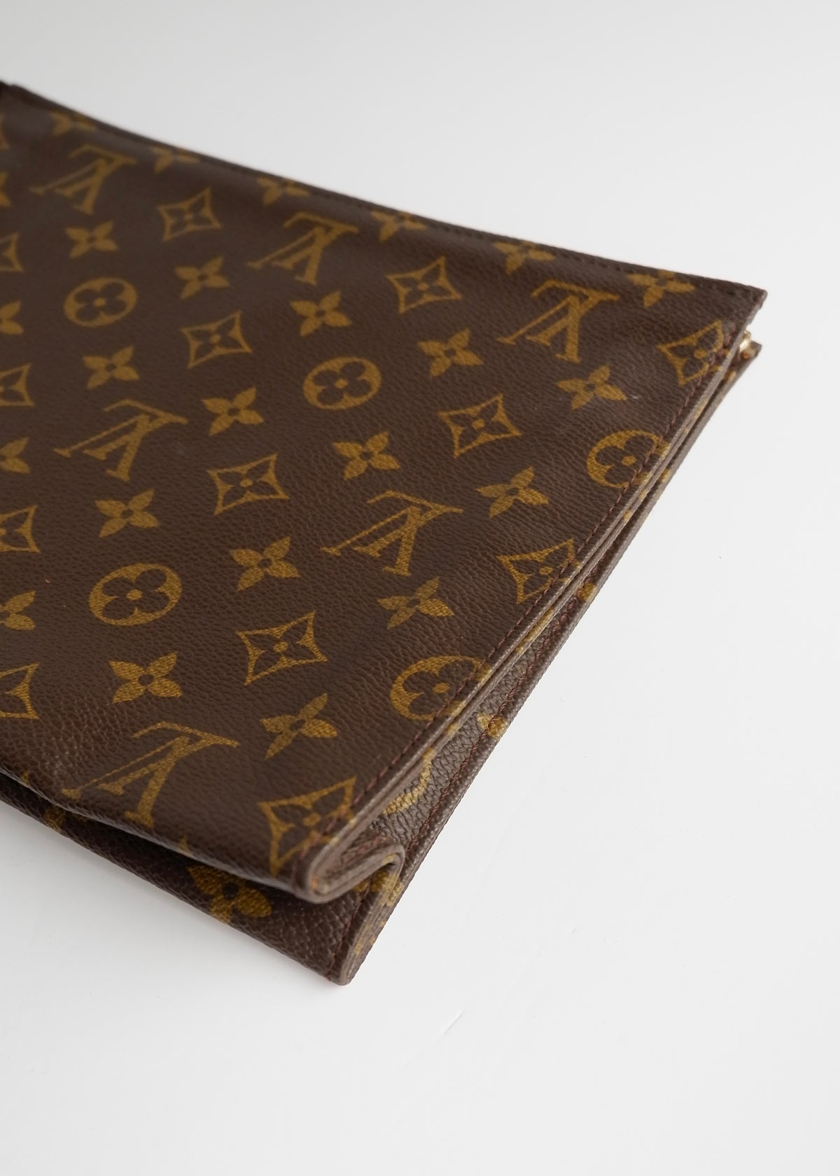 Preowned Louis Vuitton Monogram Toiletry 26 Pouch