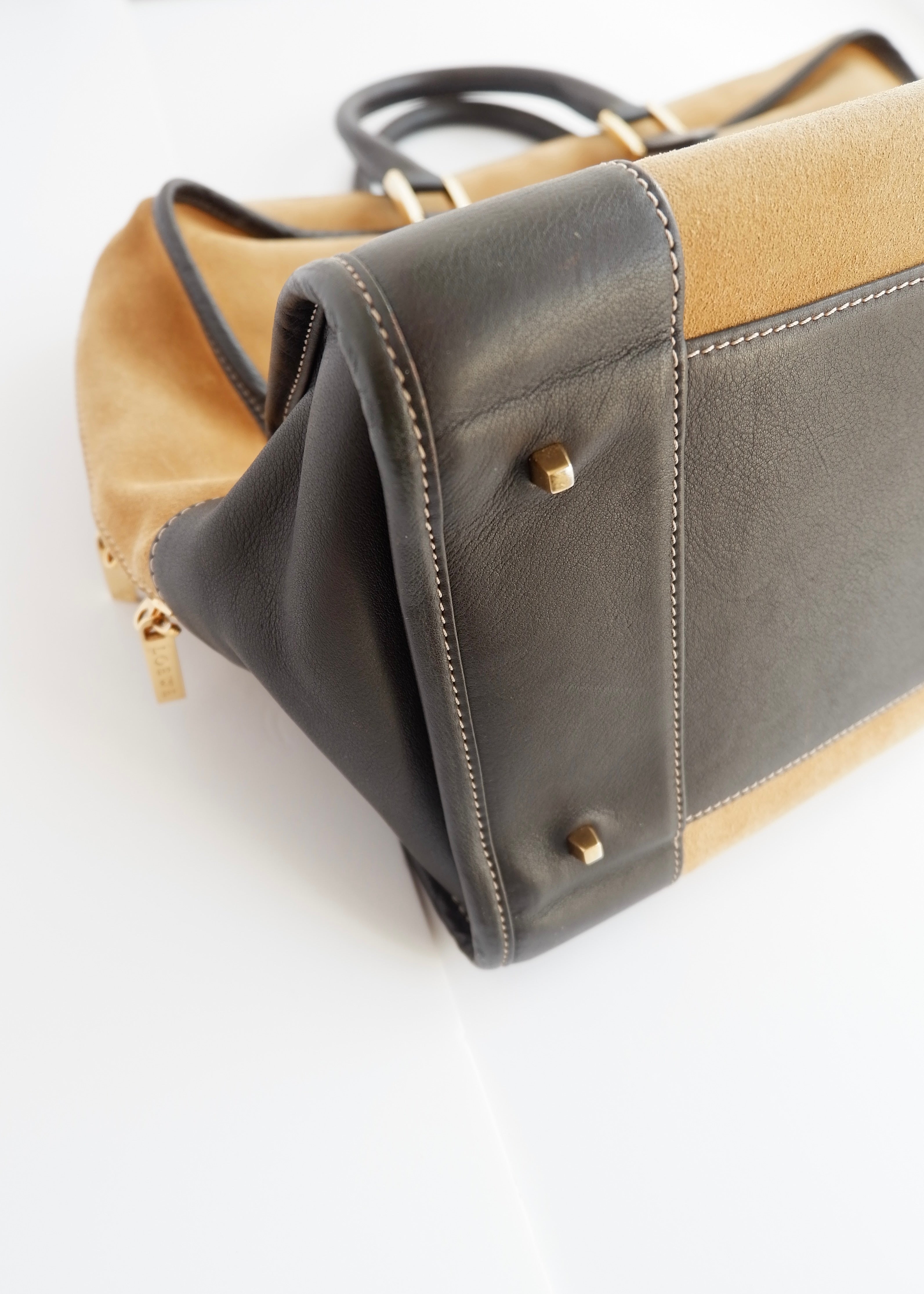 Sac à main Loewe Amazona Grand Modèle en Daim Marron Authentique d'Occasion