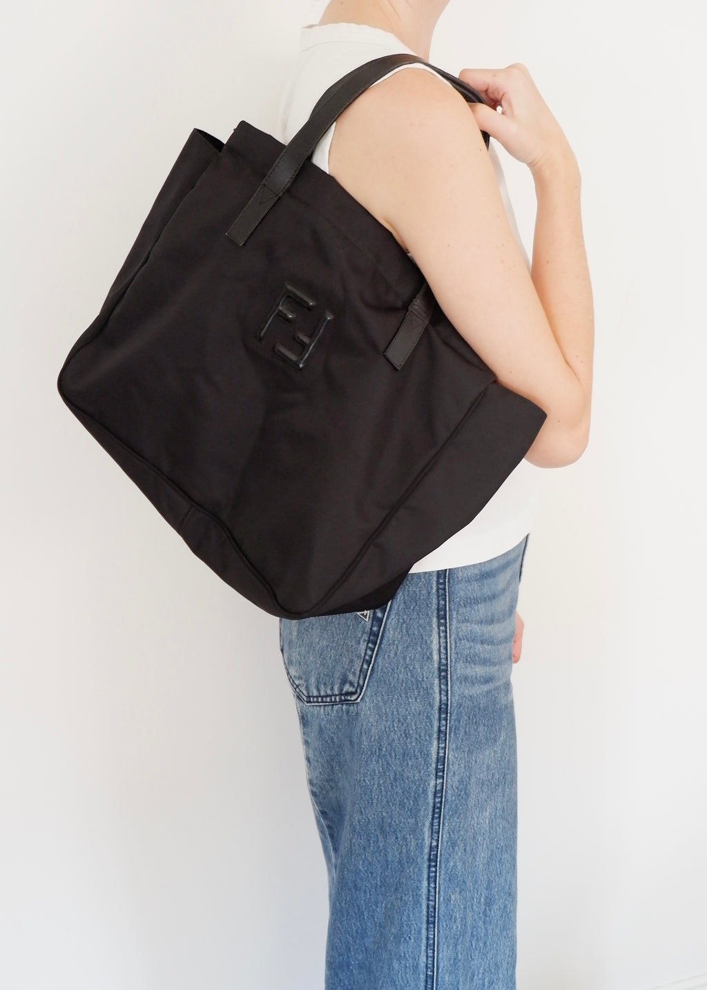 Authentique Sac Cabas Fendi Noir en Nylon FF d'occasion