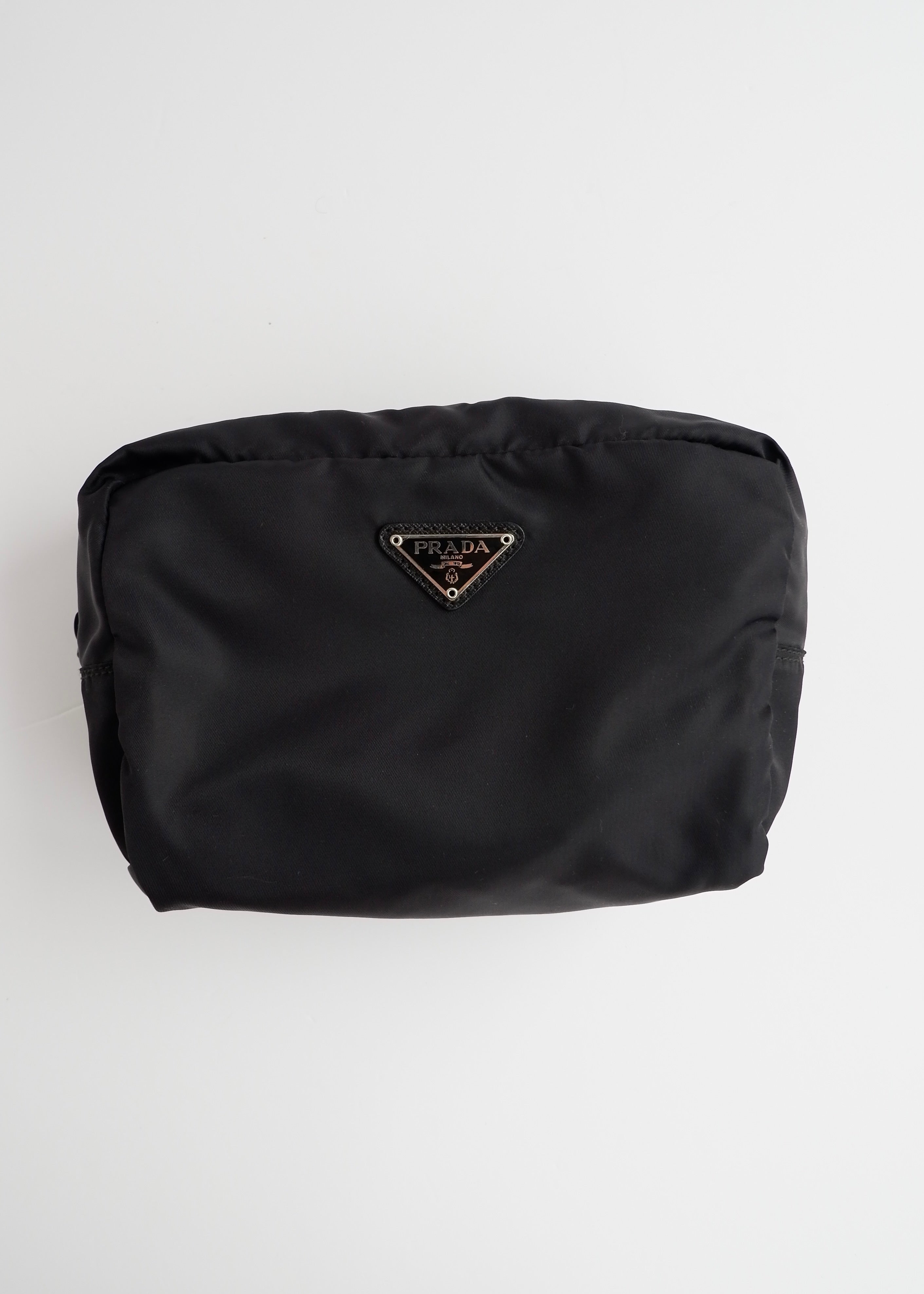 Pochette Prada authentique d'occasion en nylon noir