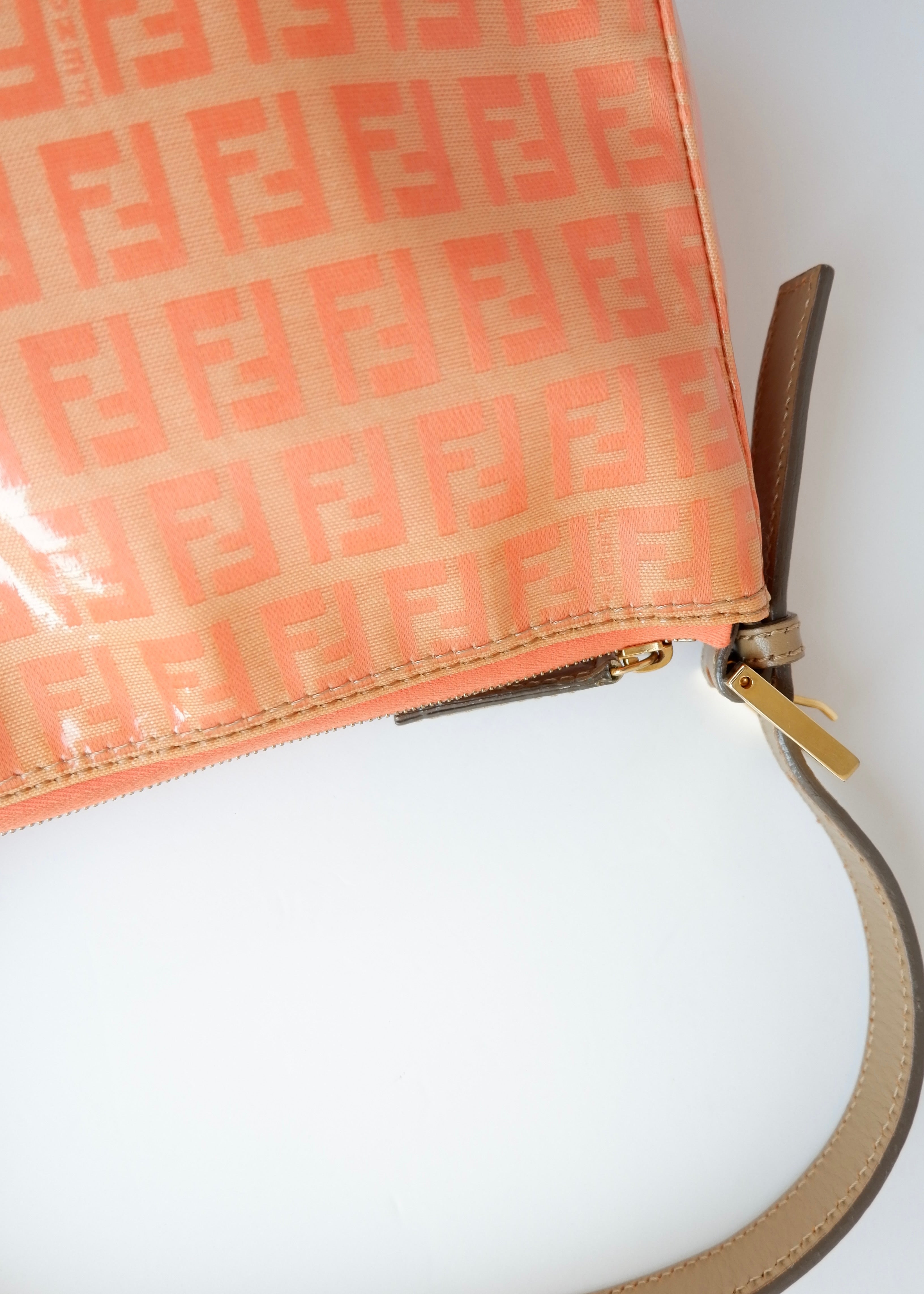 Authentique sac micro bandoulière Fendi Orange Zucchino en toile enduite d'occasion