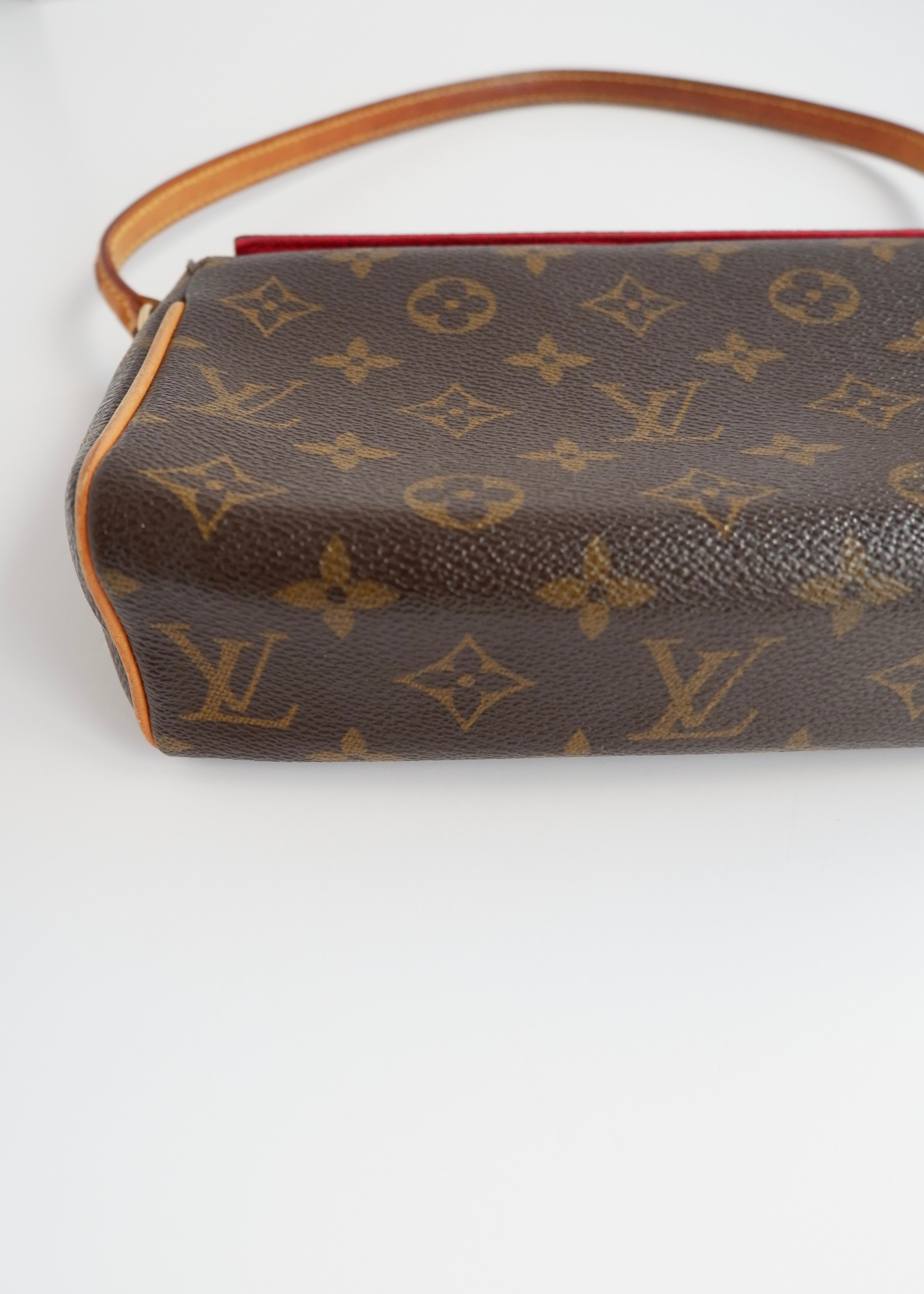 Sac bandoulière Louis Vuitton Monogram Récital Authentique d'occasion