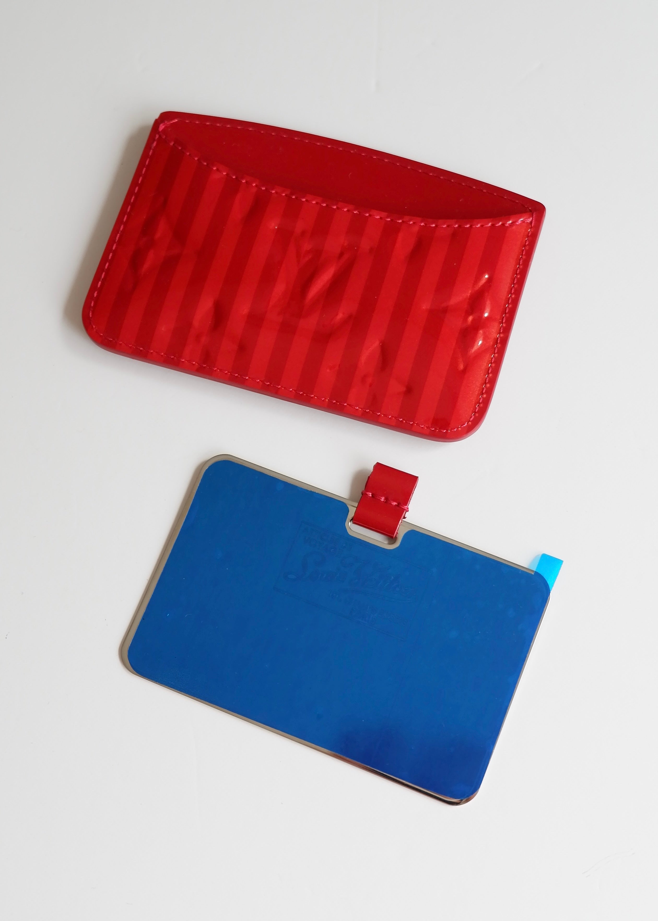 Authentique porte-cartes Louis Vuitton Monogram Rayure Rouge Vernis d'occasion