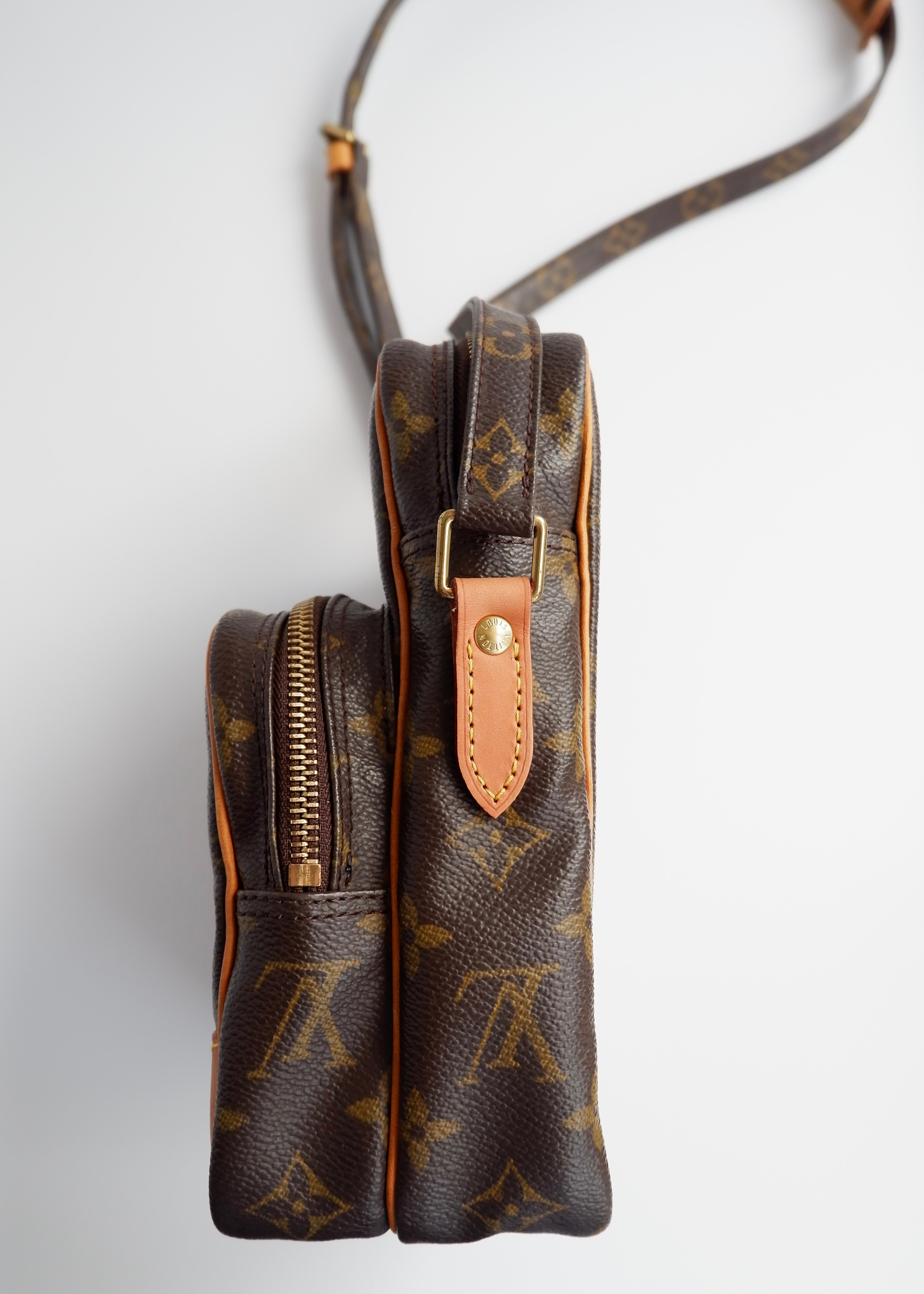 Authentique sac Louis Vuitton Monogram Amazone d'occasion