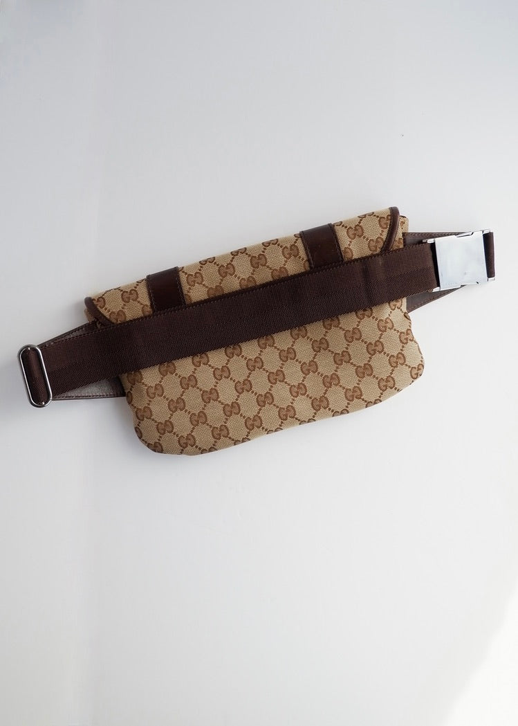 Authentique Sac Banane Gucci Marron en Toile GG et Cuir d'Occasion
