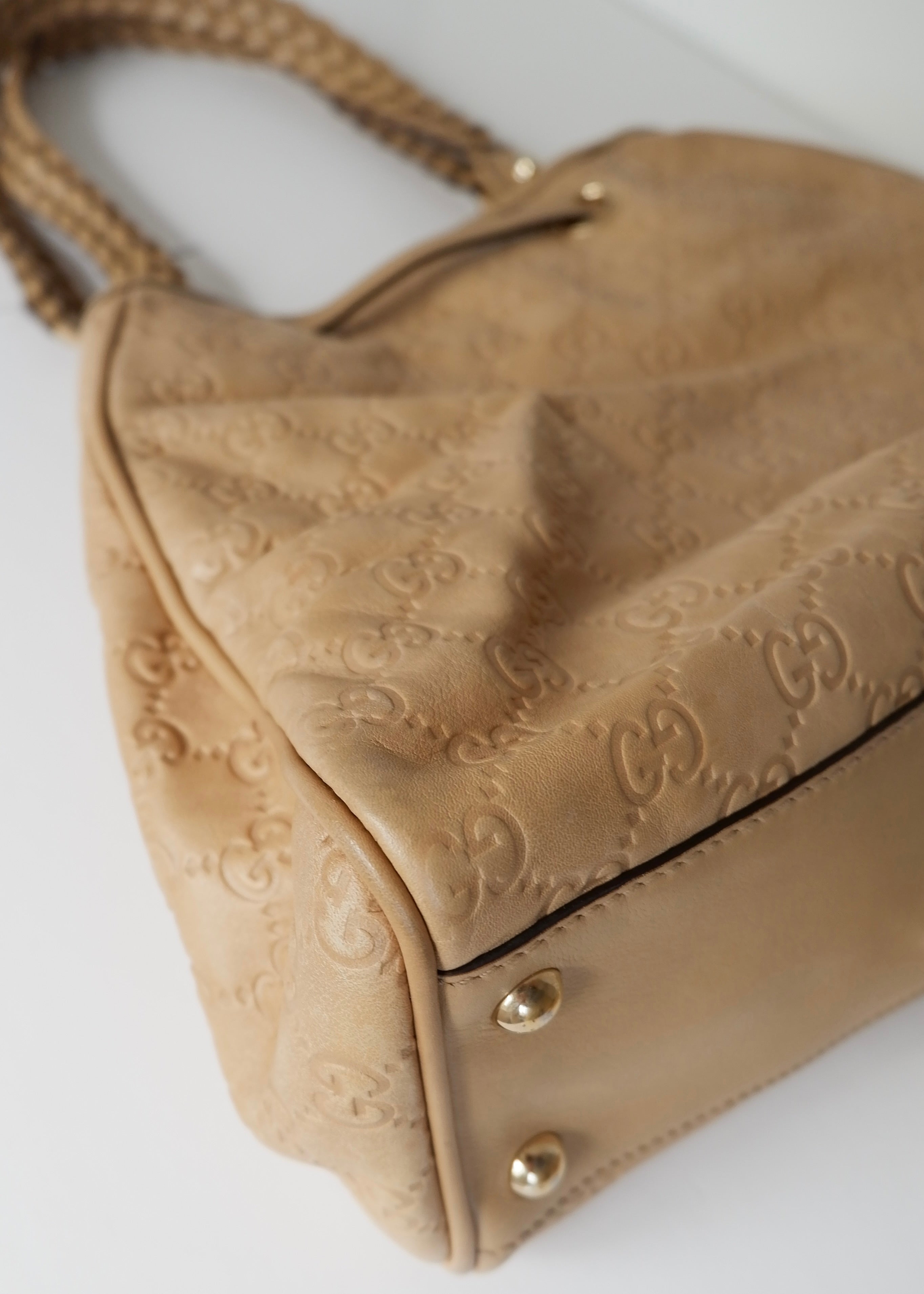 Authentic Preowned Gucci Beige Leagther Guccissima Peggy Tassel Shoulder Bag