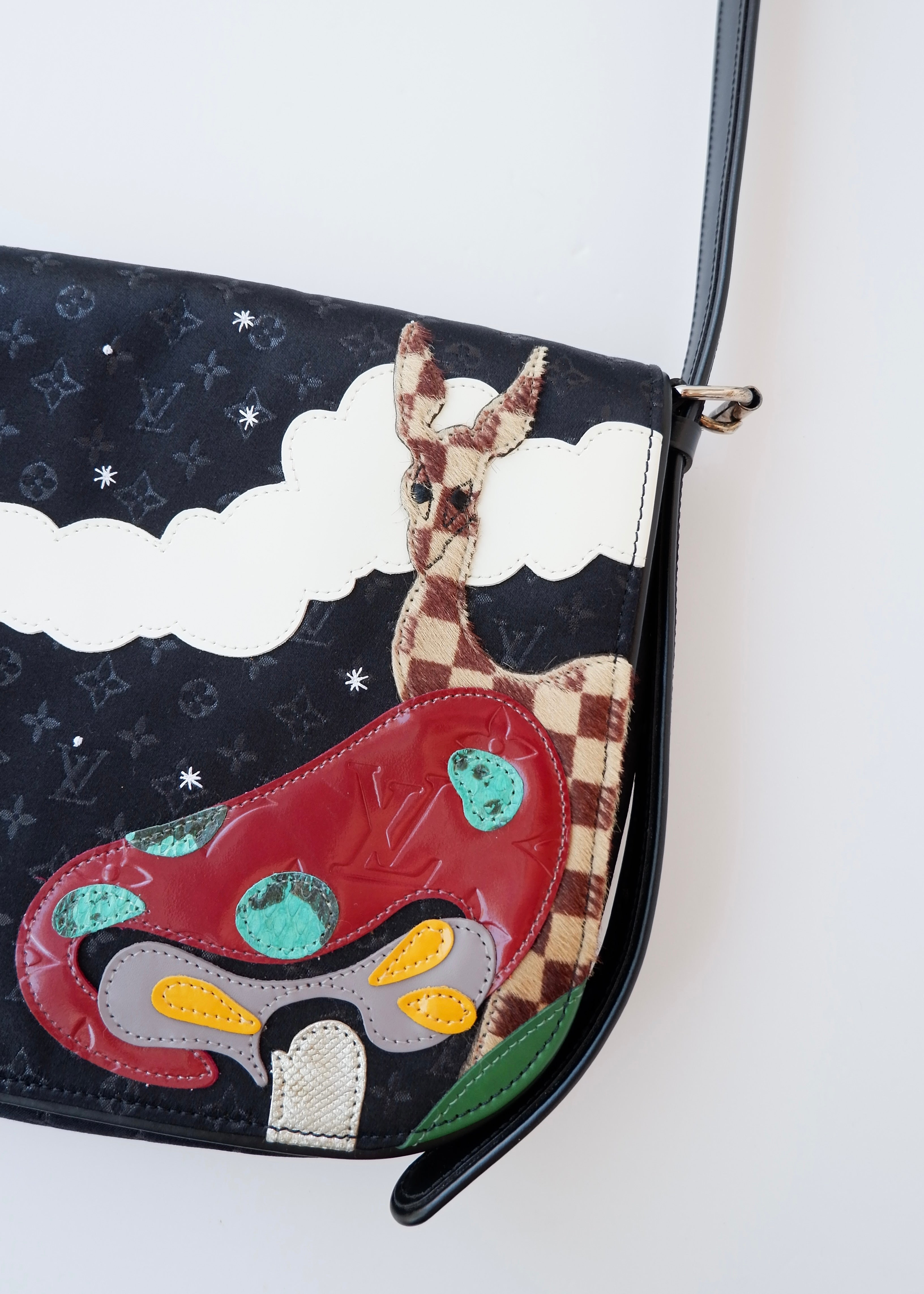 Preowned Louis Vuitton Limited Edition Conte de Fees Musette Bag