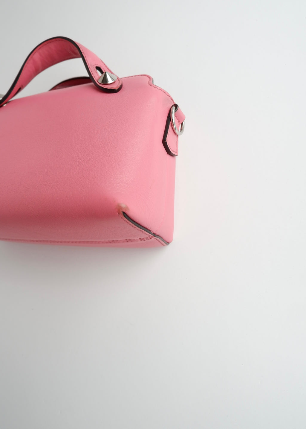 Authentique sac Fendi Mini By The Way en cuir rose d'occasion