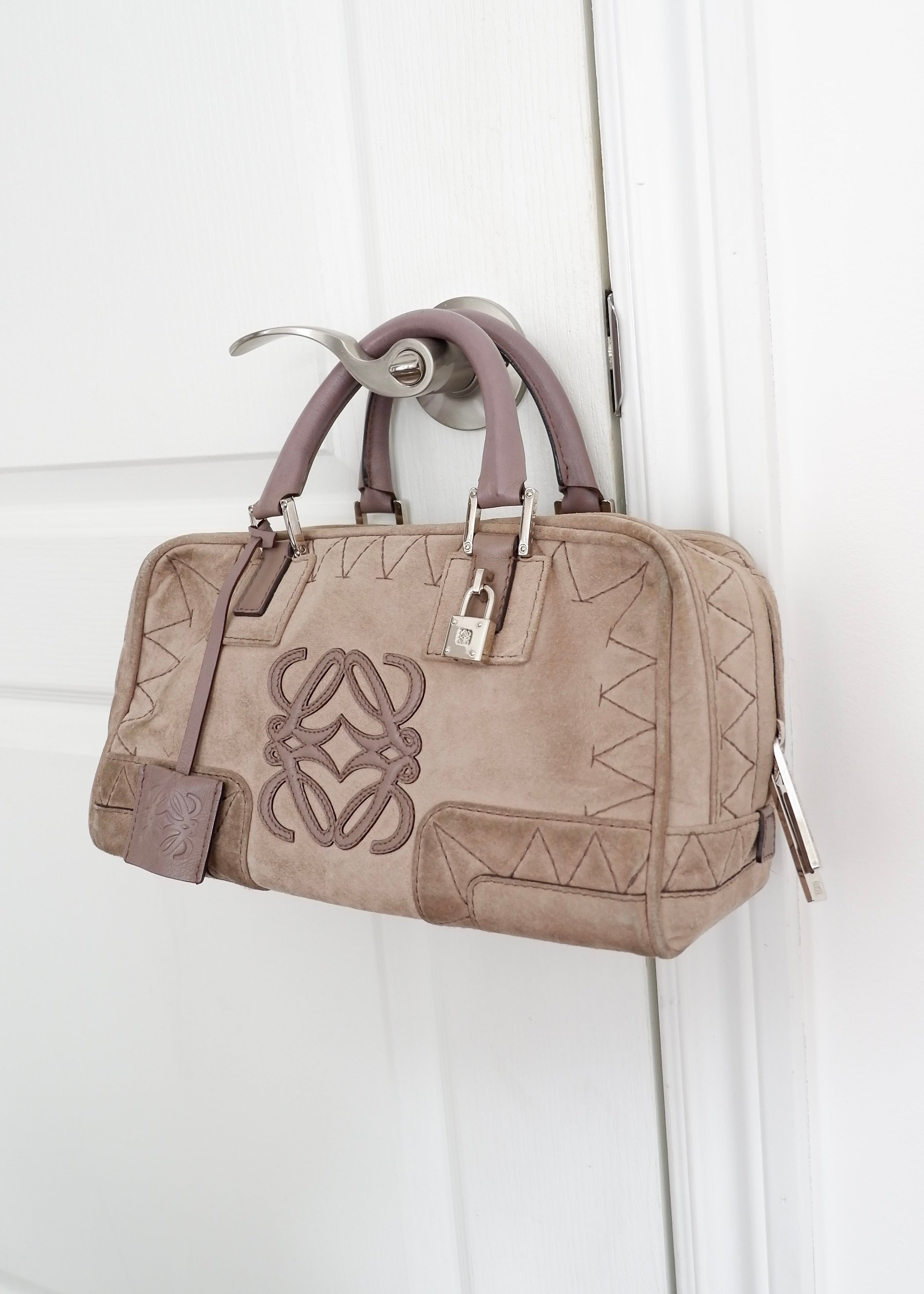 Sac à main Loewe Amazona en daim gris authentique d'occasion