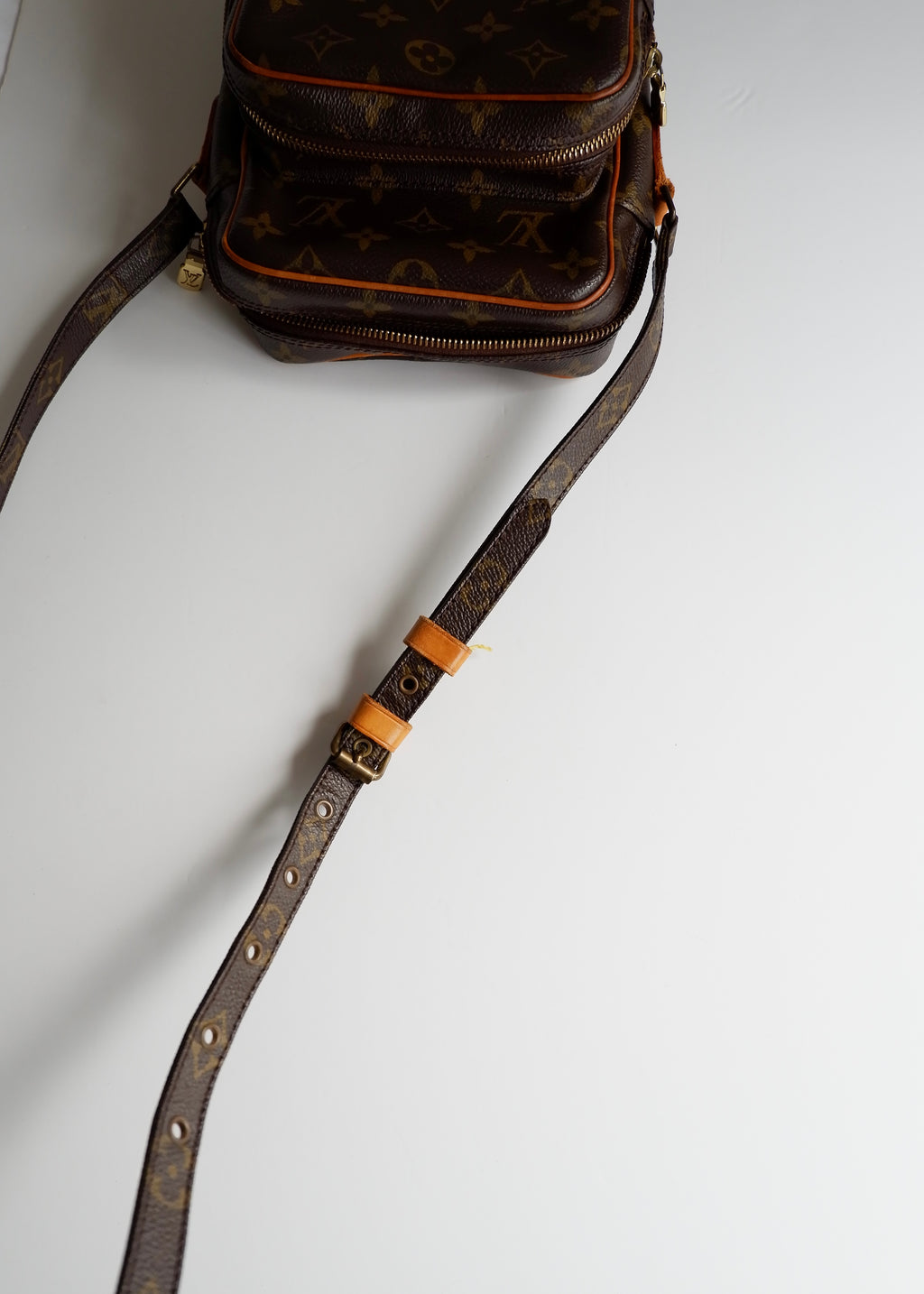 Authentique sac Louis Vuitton Monogram Amazone d'occasion