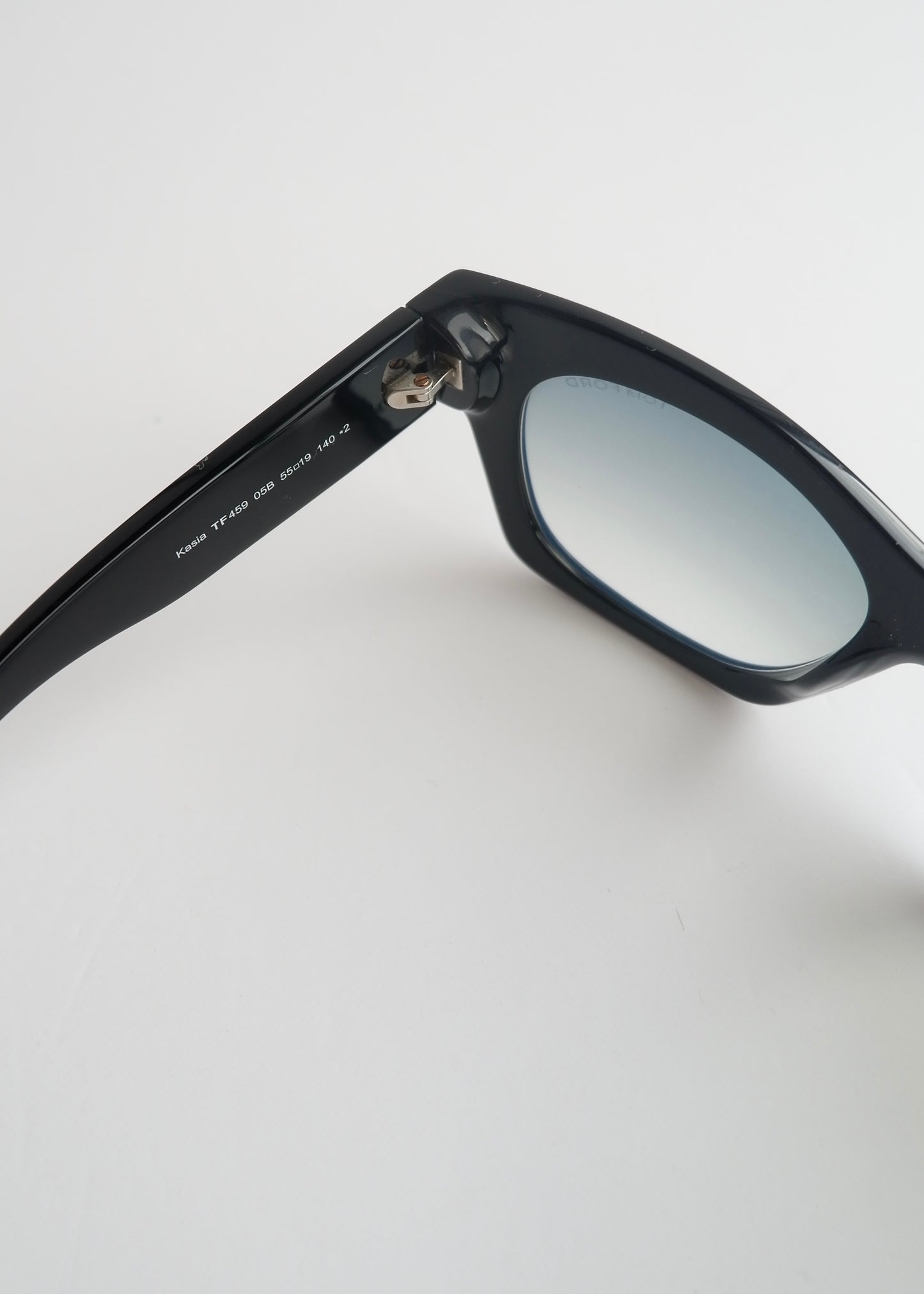 Authentic Preowned Tom Ford Black Cat Eye Blue Gradient Lense Sunglasses