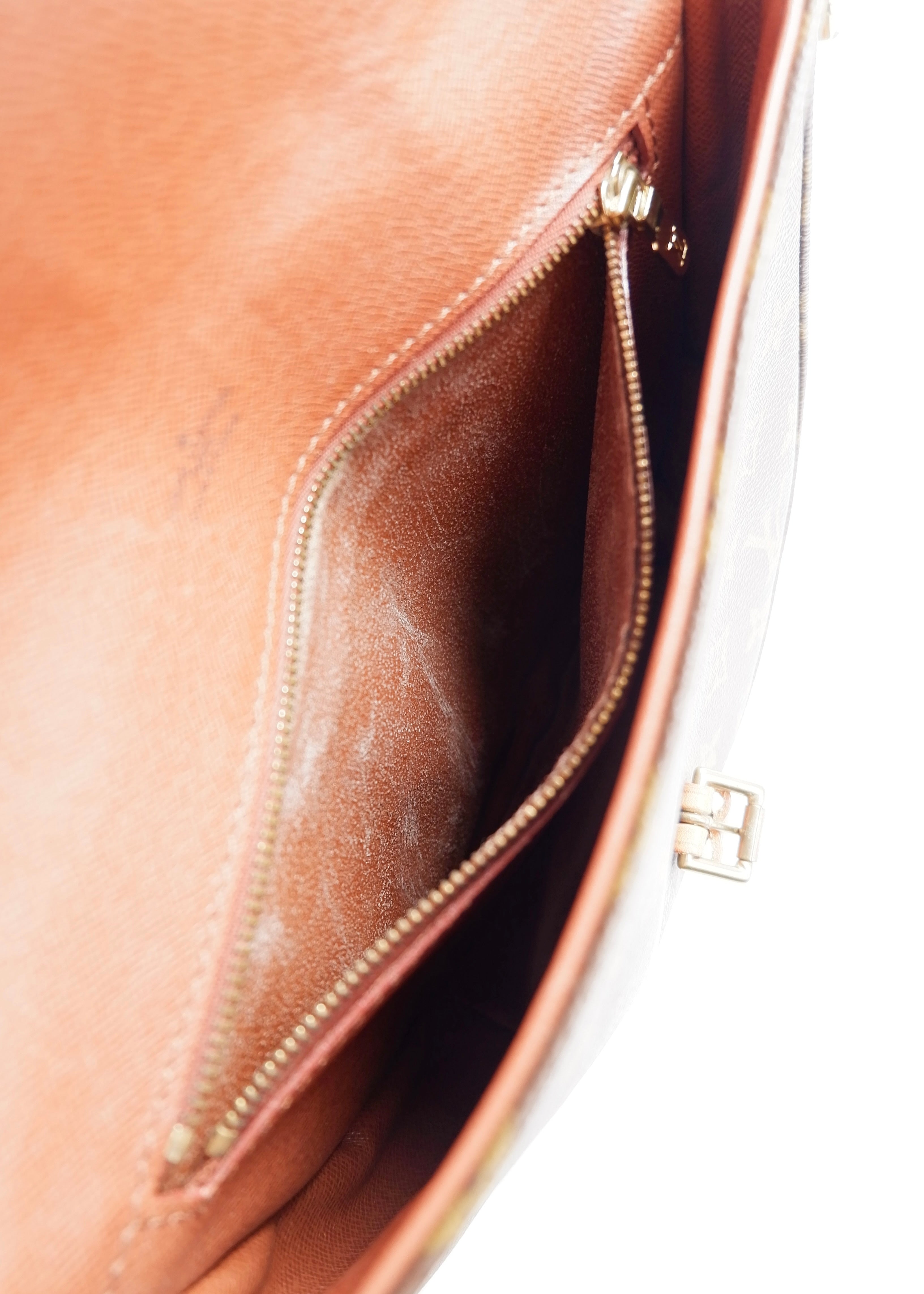 Authentique sac bandoulière Louis Vuitton Monogram Chanty d'occasion