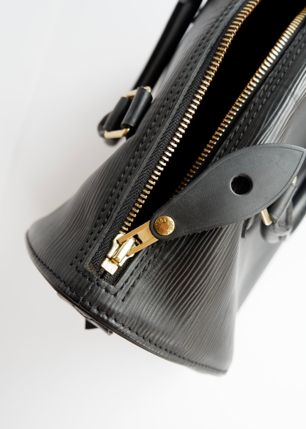 Authentic Preowned Louis Vuitton Black Epi Speedy 25
