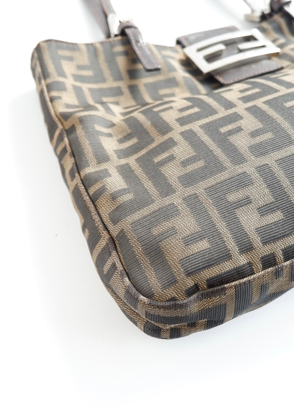 Sac cabas/sac à bandoulière Fendi Zucca authentique d'occasion
