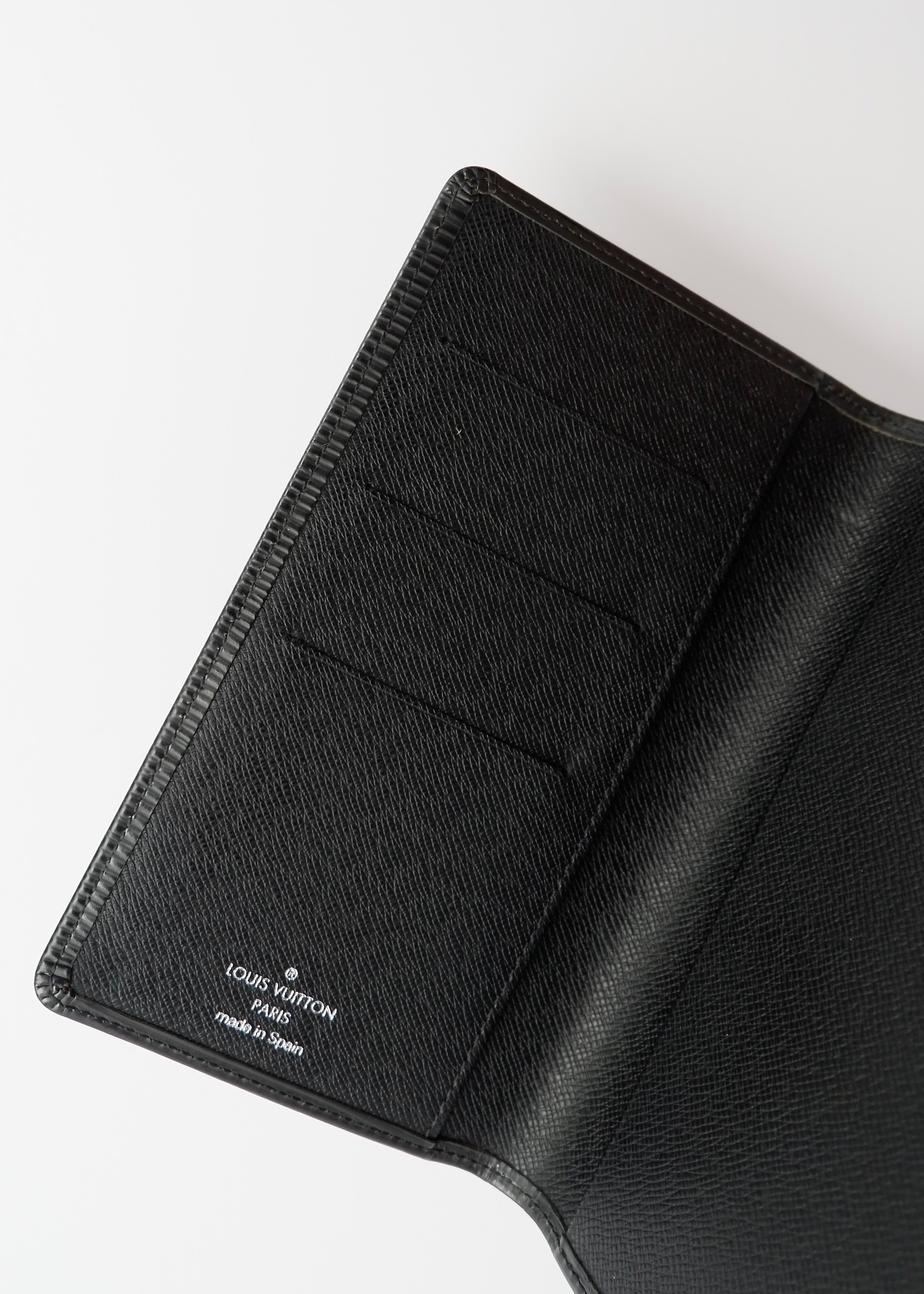 Authentic Preowned Louis Vuitton Black Epi Leather Bi Fold Card Holder
