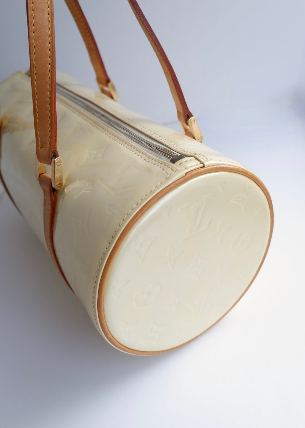 Preowned Louis Vuitton Monogram Vernis Perle Bedford Shoulder Bag